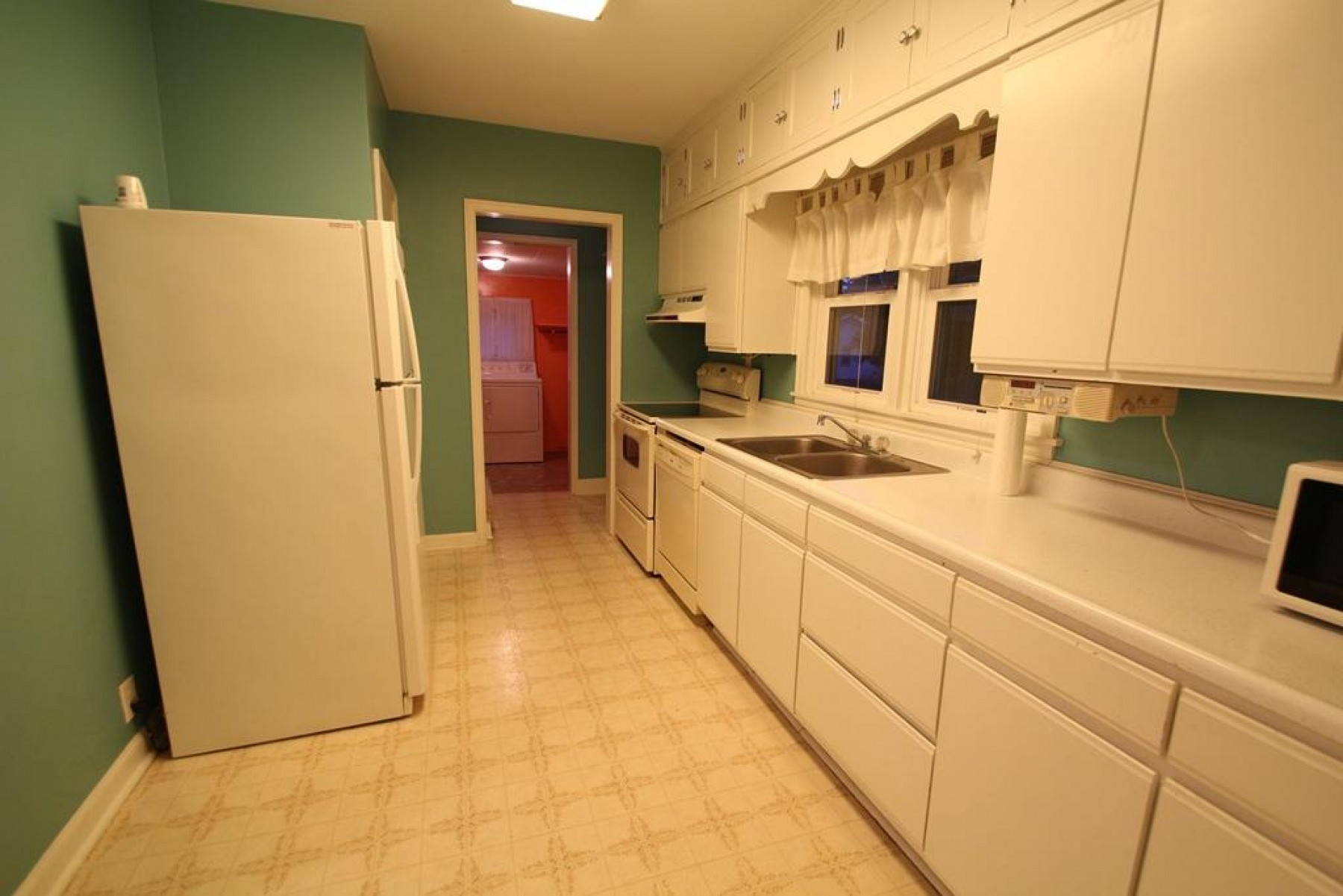 418 Marvin Avenue, Volga, SD 57071