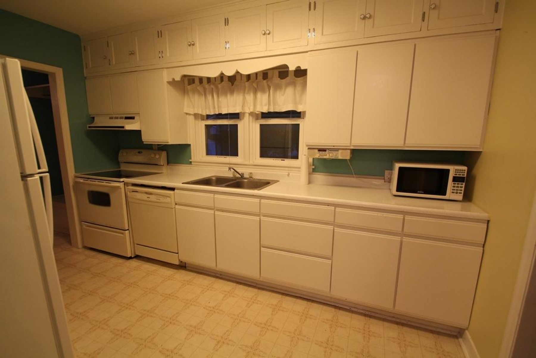 418 Marvin Avenue, Volga, SD 57071