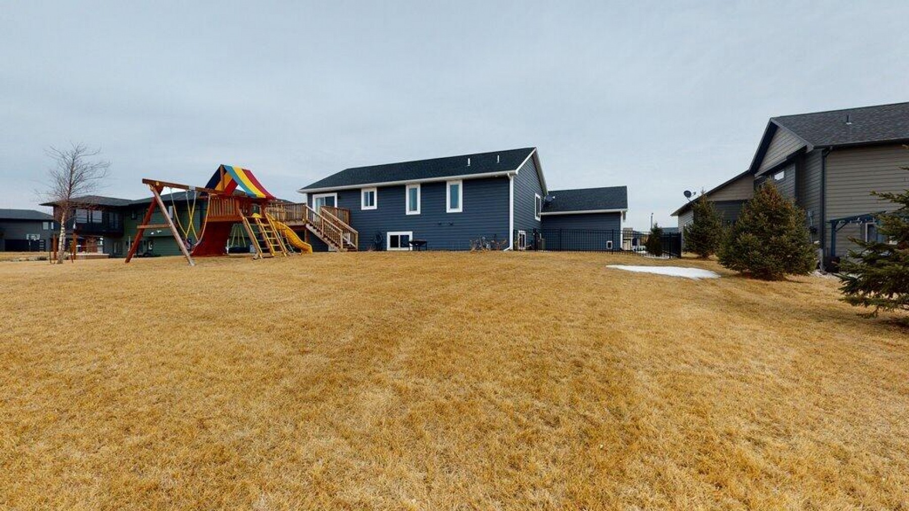 1828 Tanbury Lane, Brookings, SD 57006