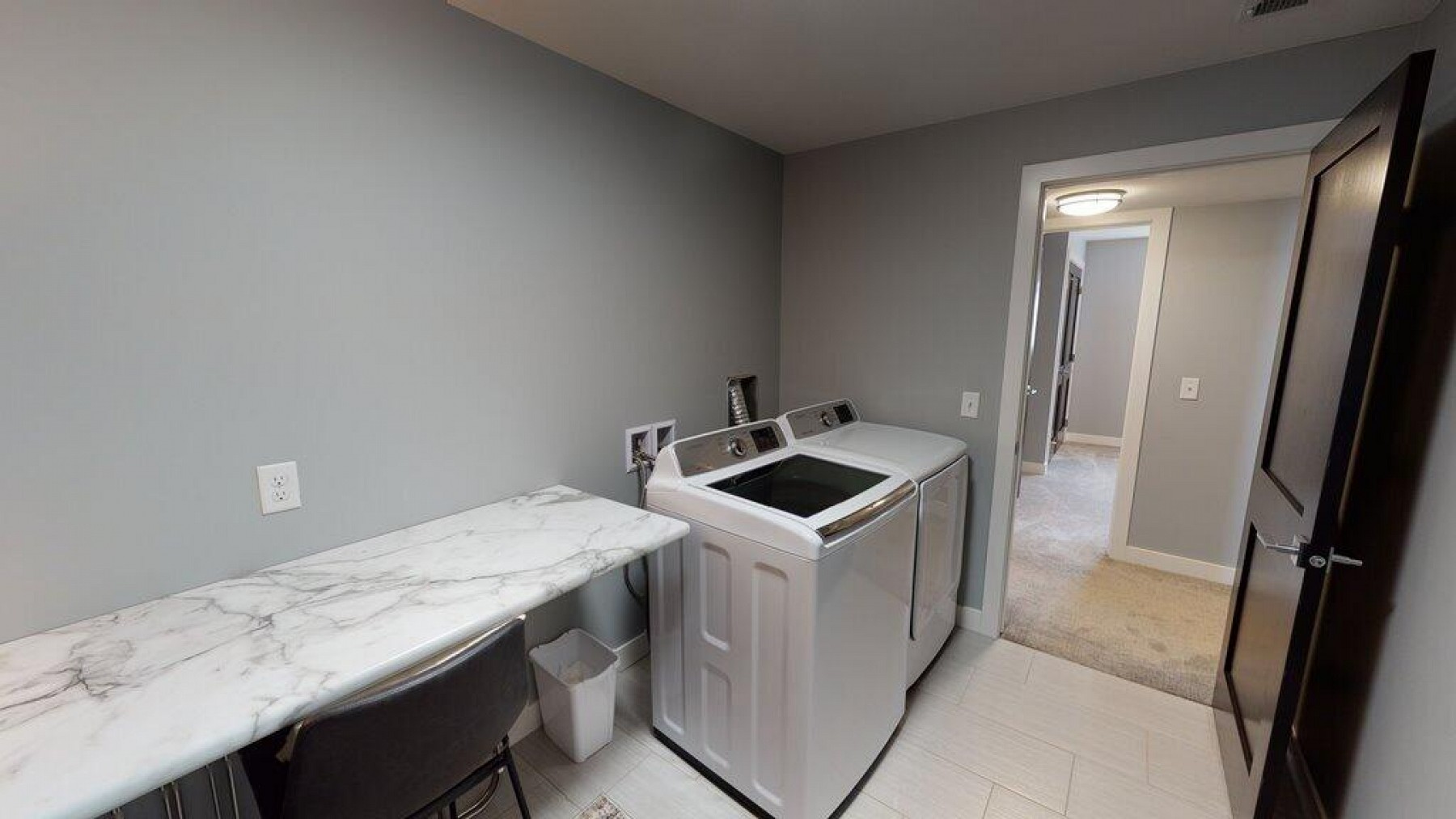 1828 Tanbury Lane, Brookings, SD 57006