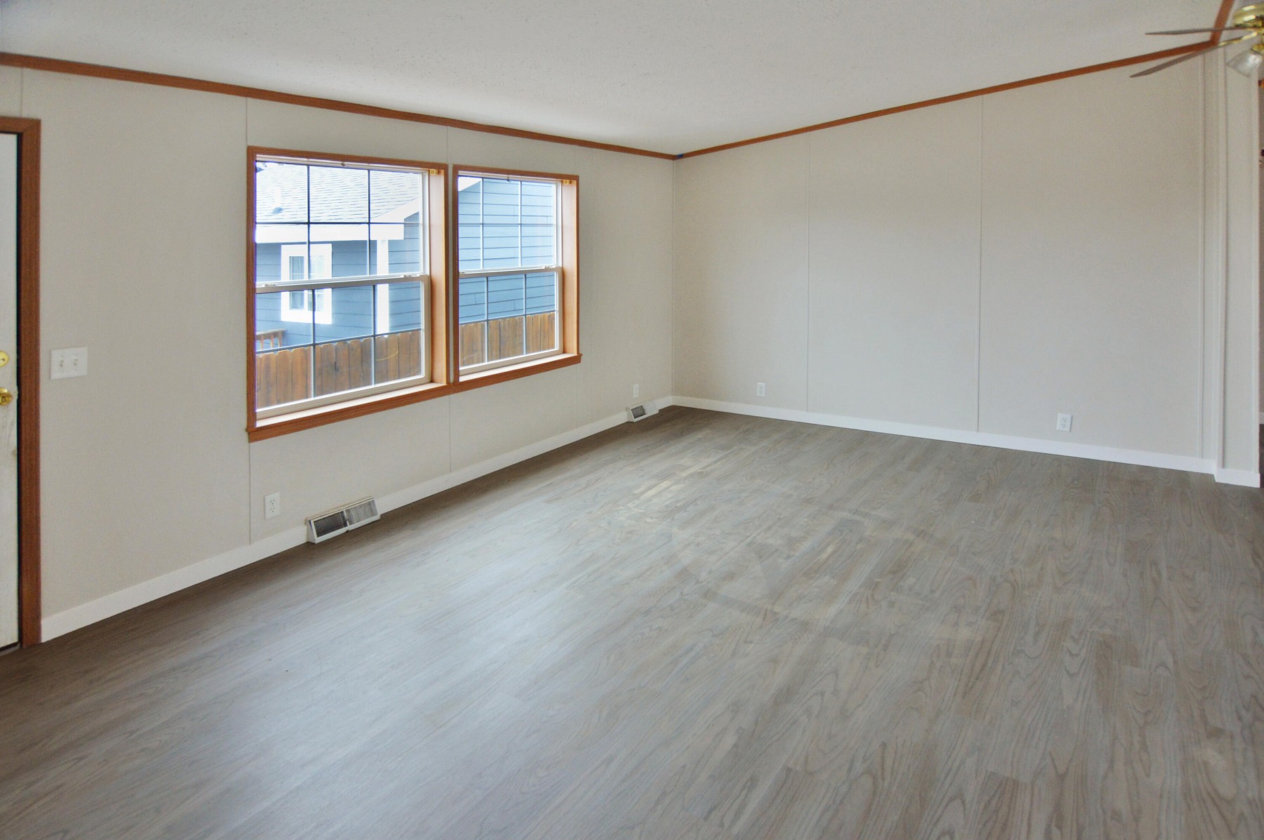 109 15th Street NW, Watertown, SD 57201