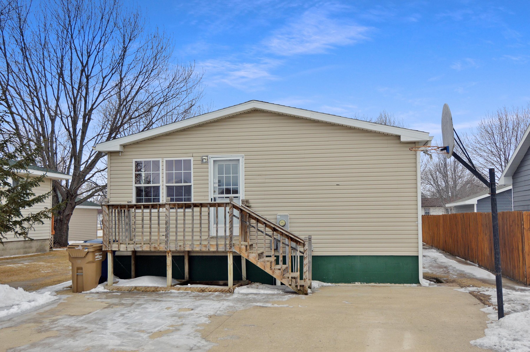 109 15th Street NW, Watertown, SD 57201