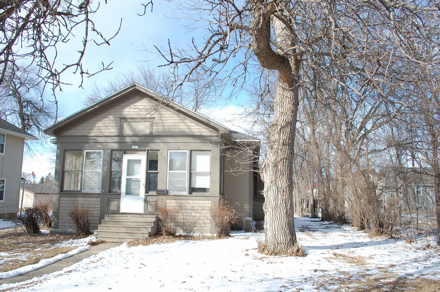 1017 5th Street, Brookings, SD 57006