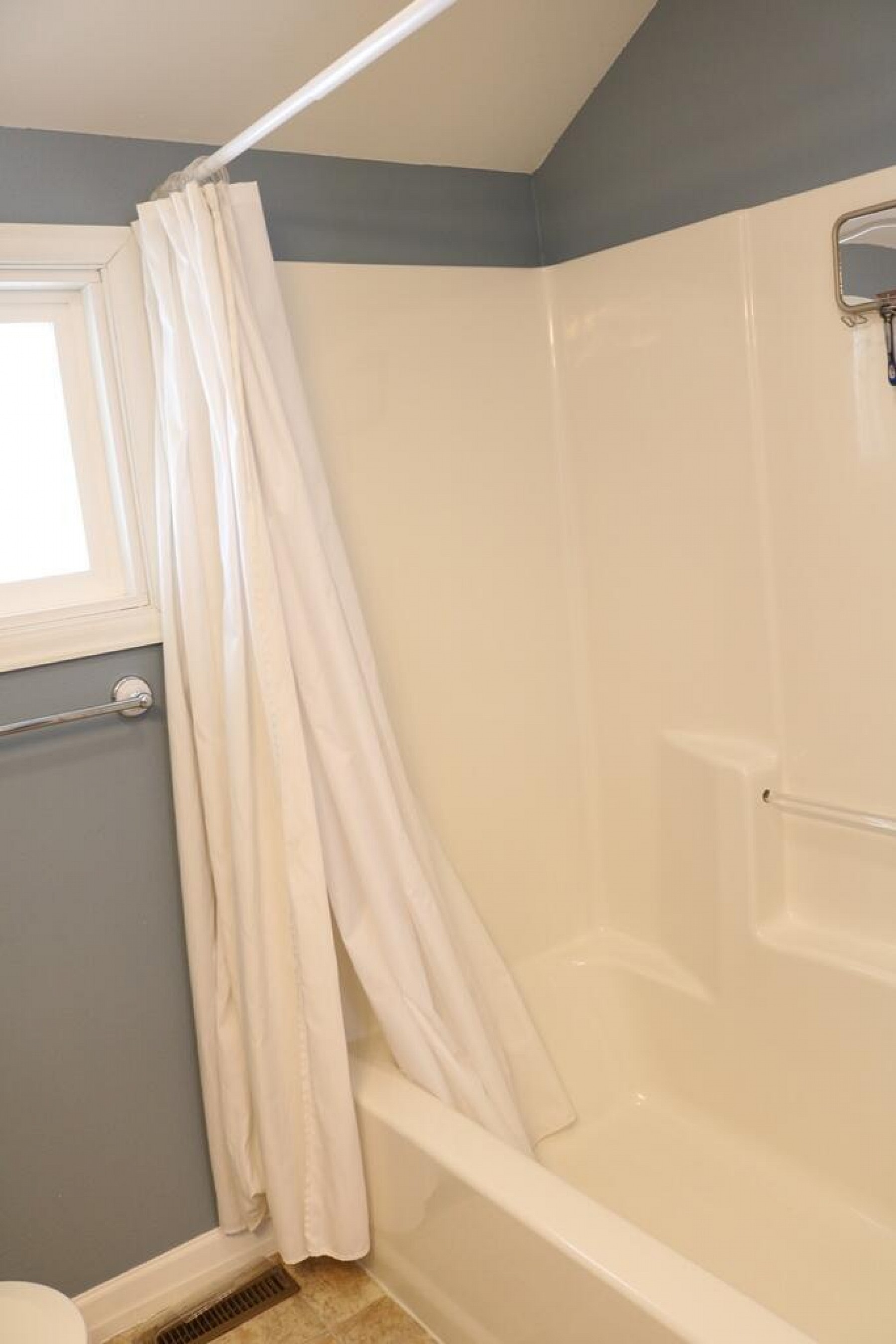 1222 3rd Street, Brookings, SD 57006