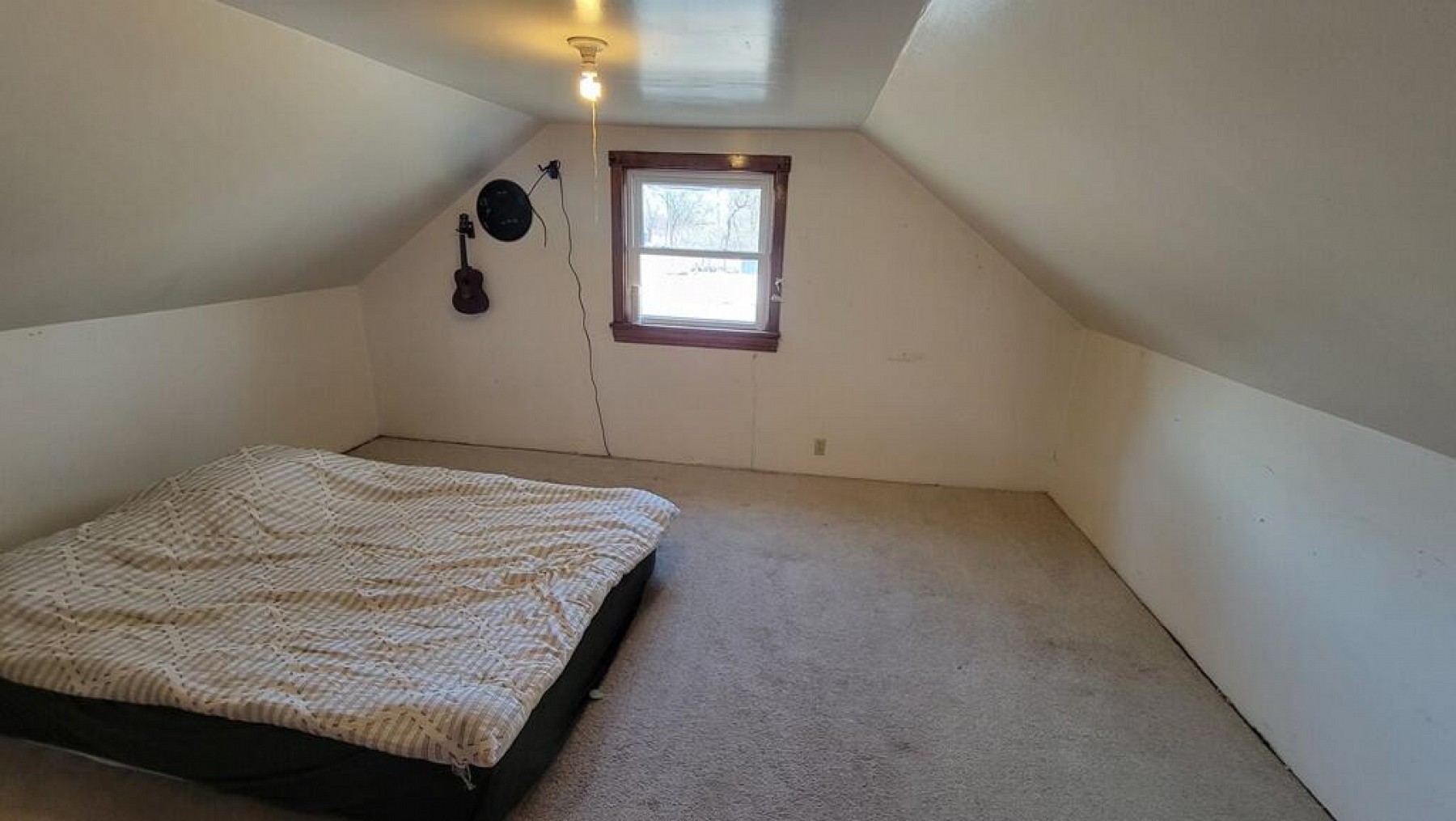 105 3rd Street NW, Lake Preston, SD 57249