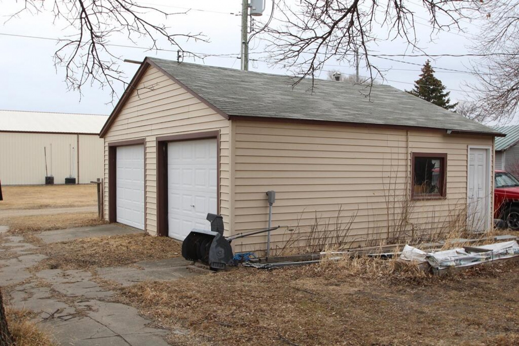 105 3rd Street NW, Lake Preston, SD 57249