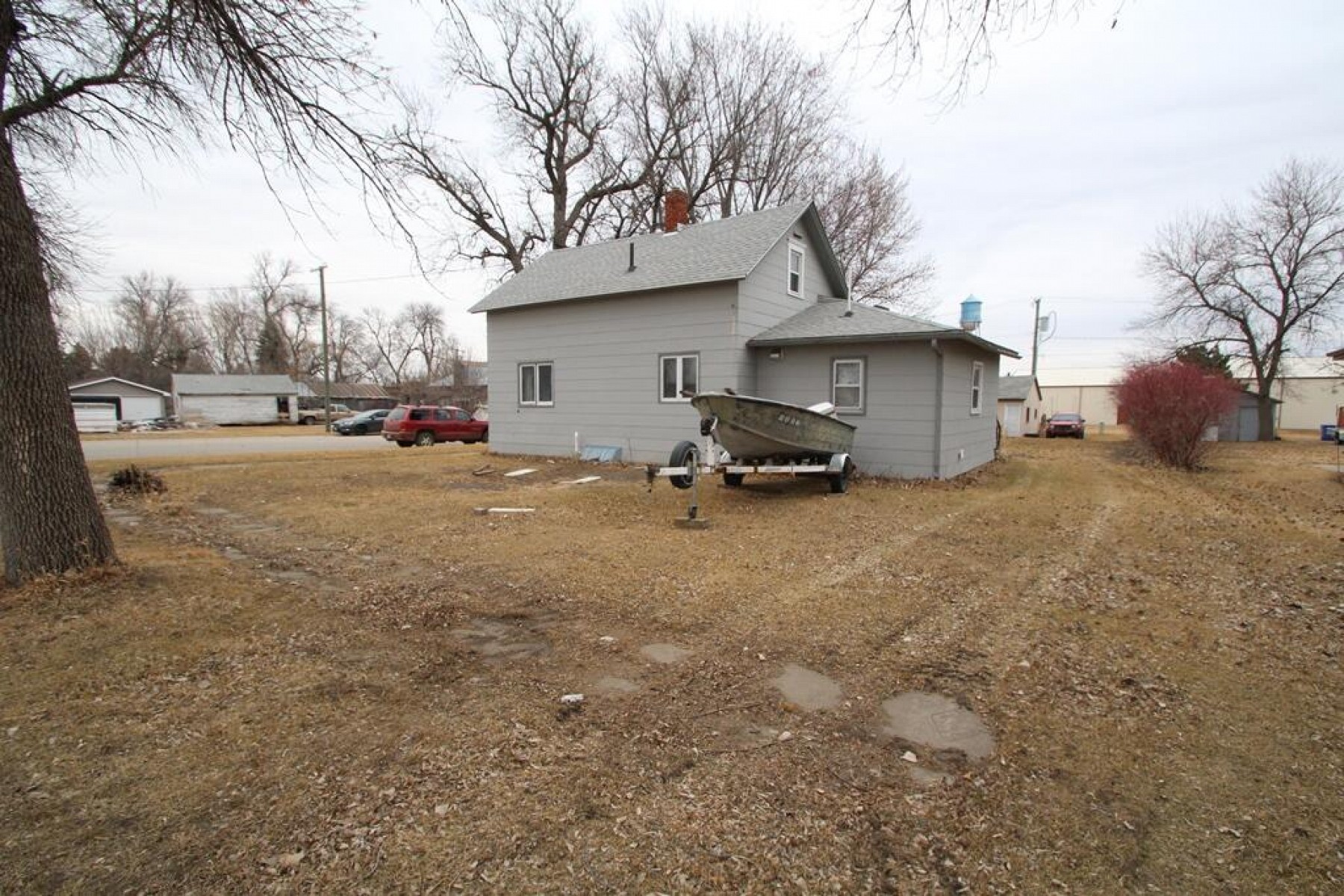 105 3rd Street NW, Lake Preston, SD 57249