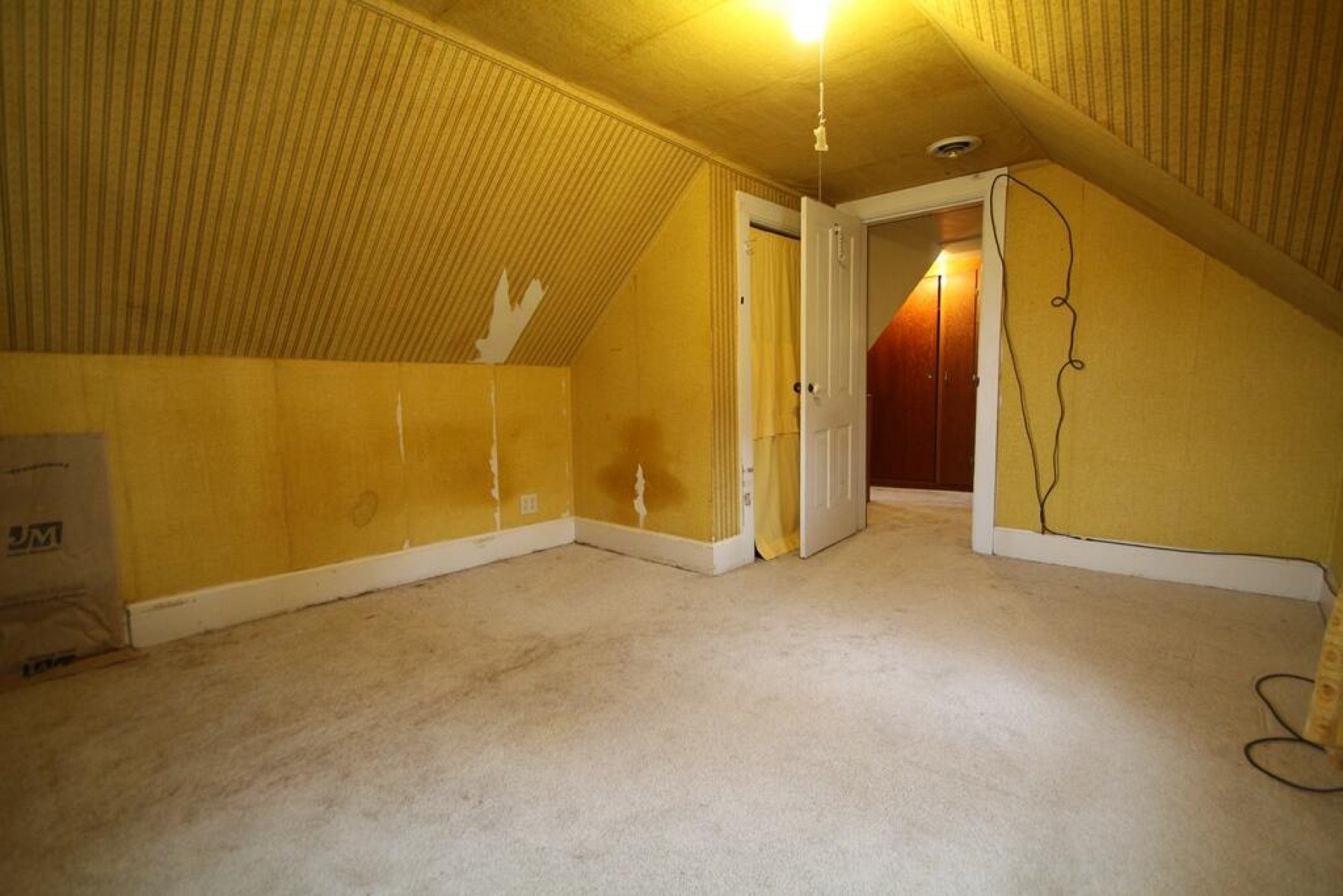 105 3rd Street NW, Lake Preston, SD 57249