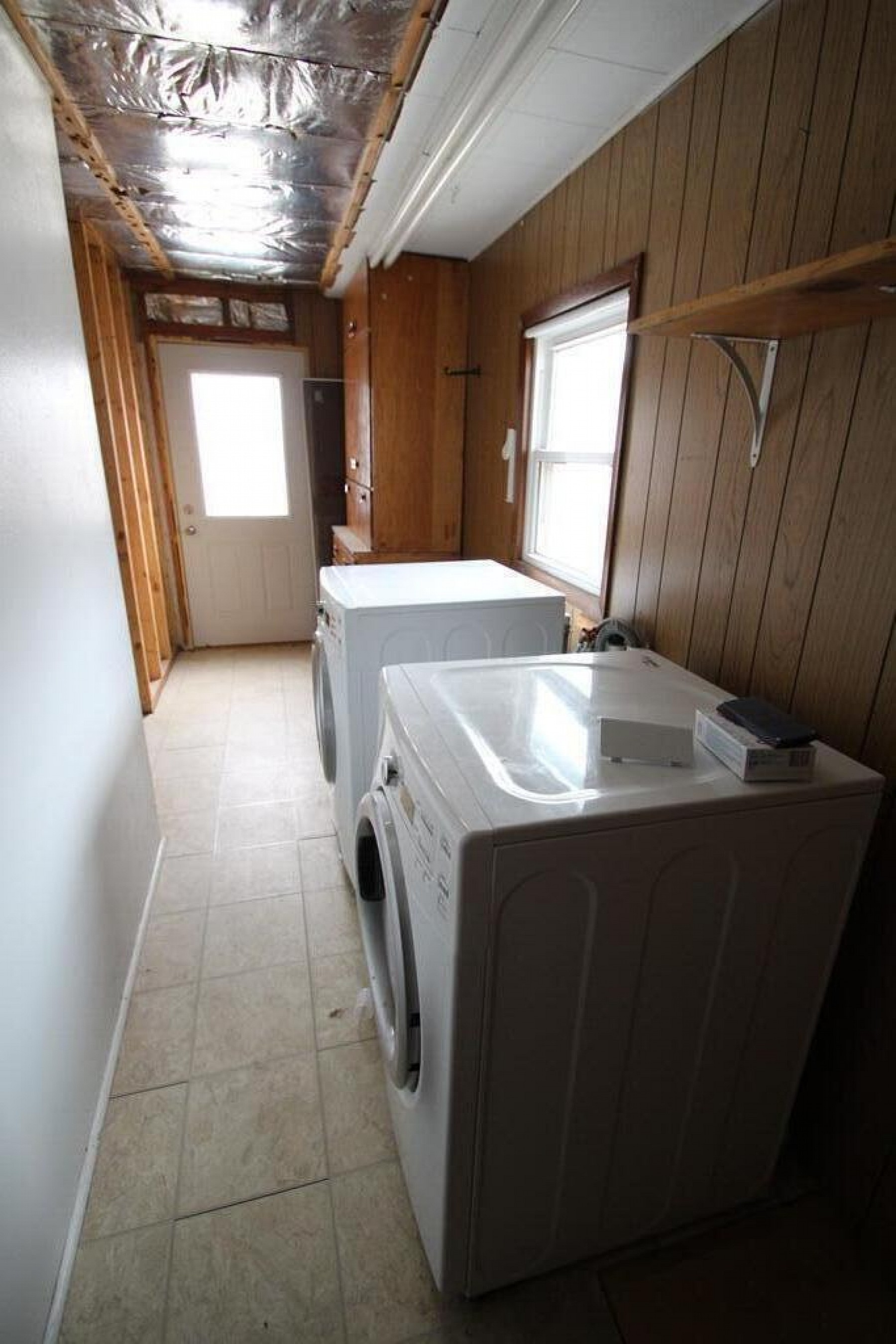 105 3rd Street NW, Lake Preston, SD 57249