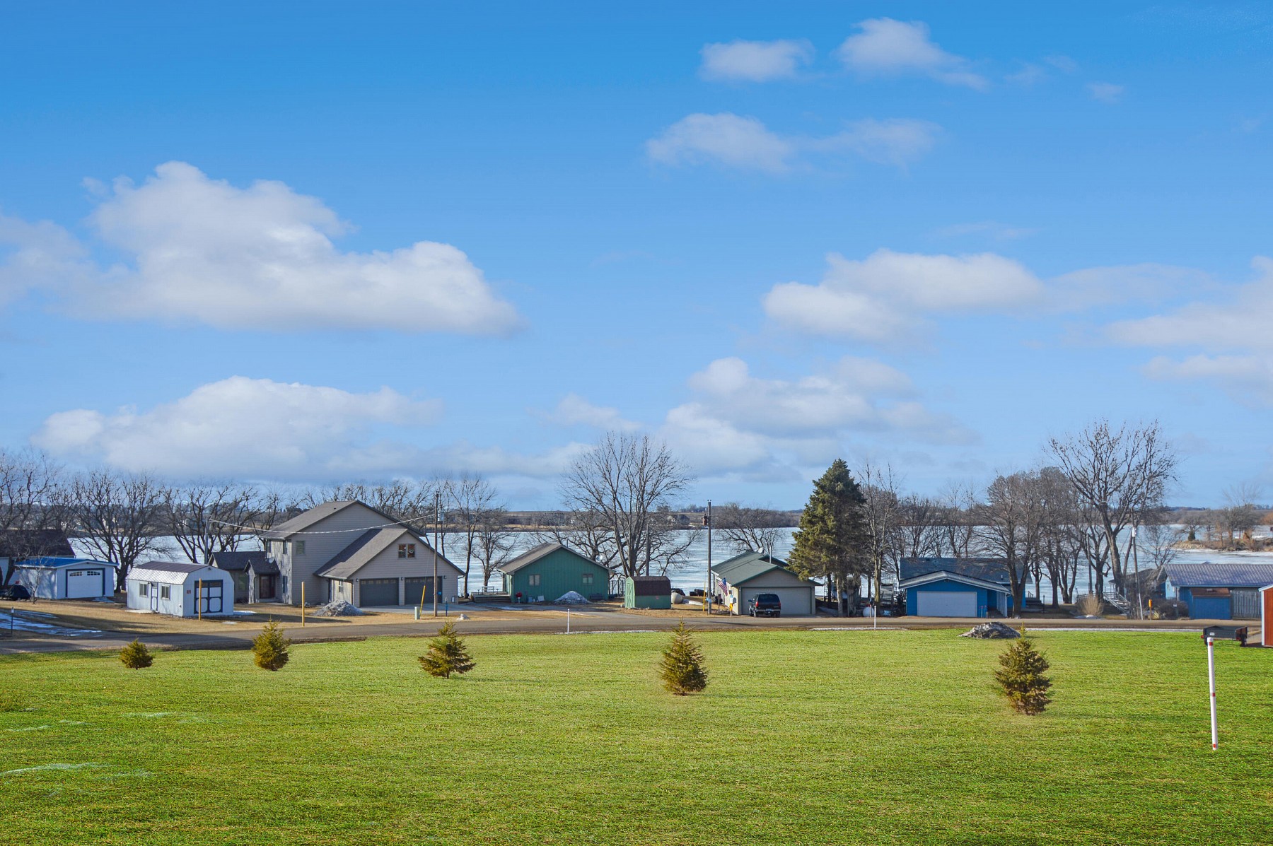 19987 487th Avenue, Hendricks, SD 56136