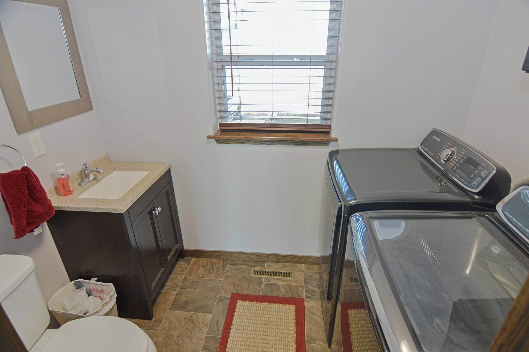 19987 487th Avenue, Hendricks, SD 56136