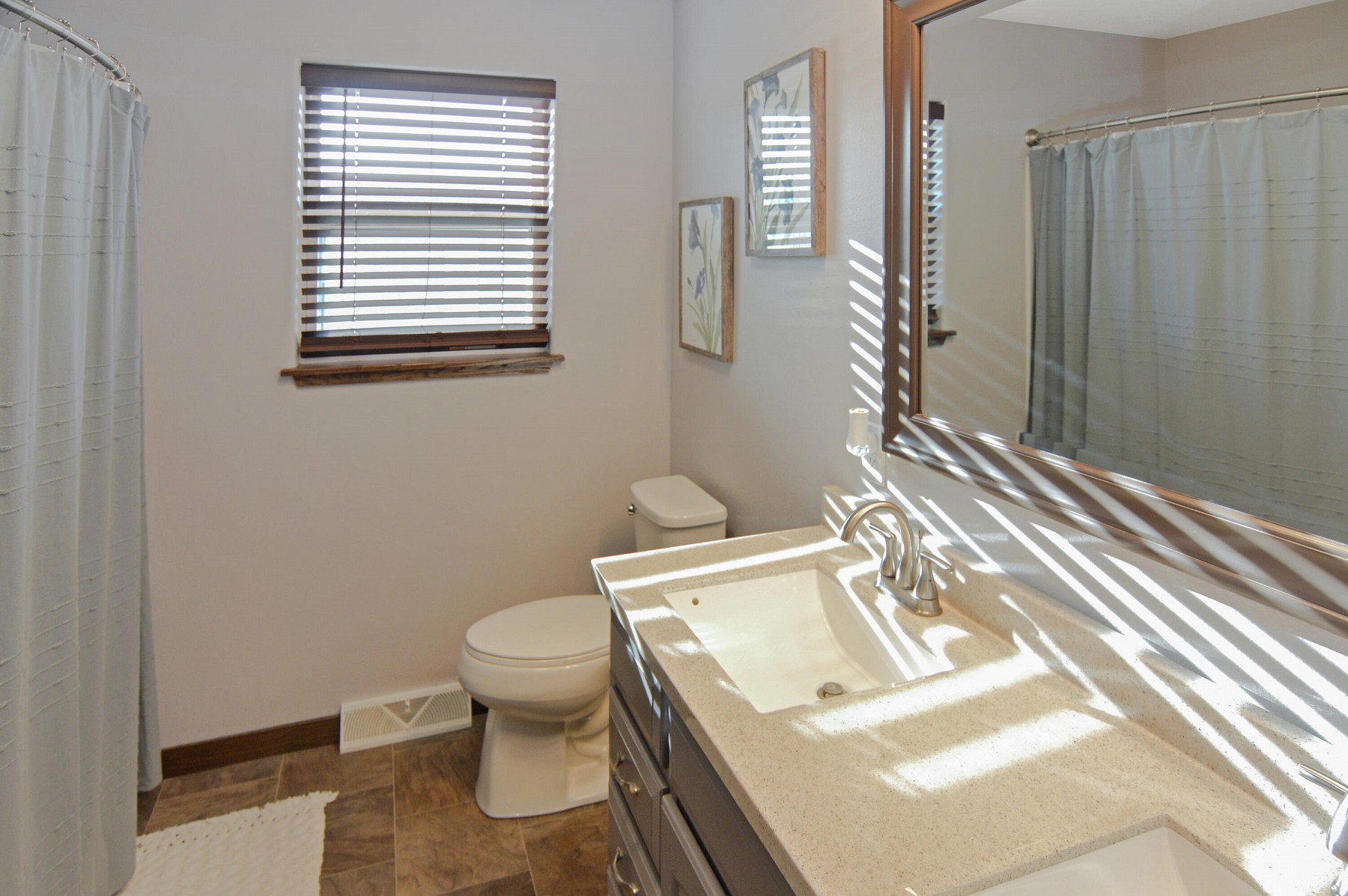 19987 487th Avenue, Hendricks, SD 56136