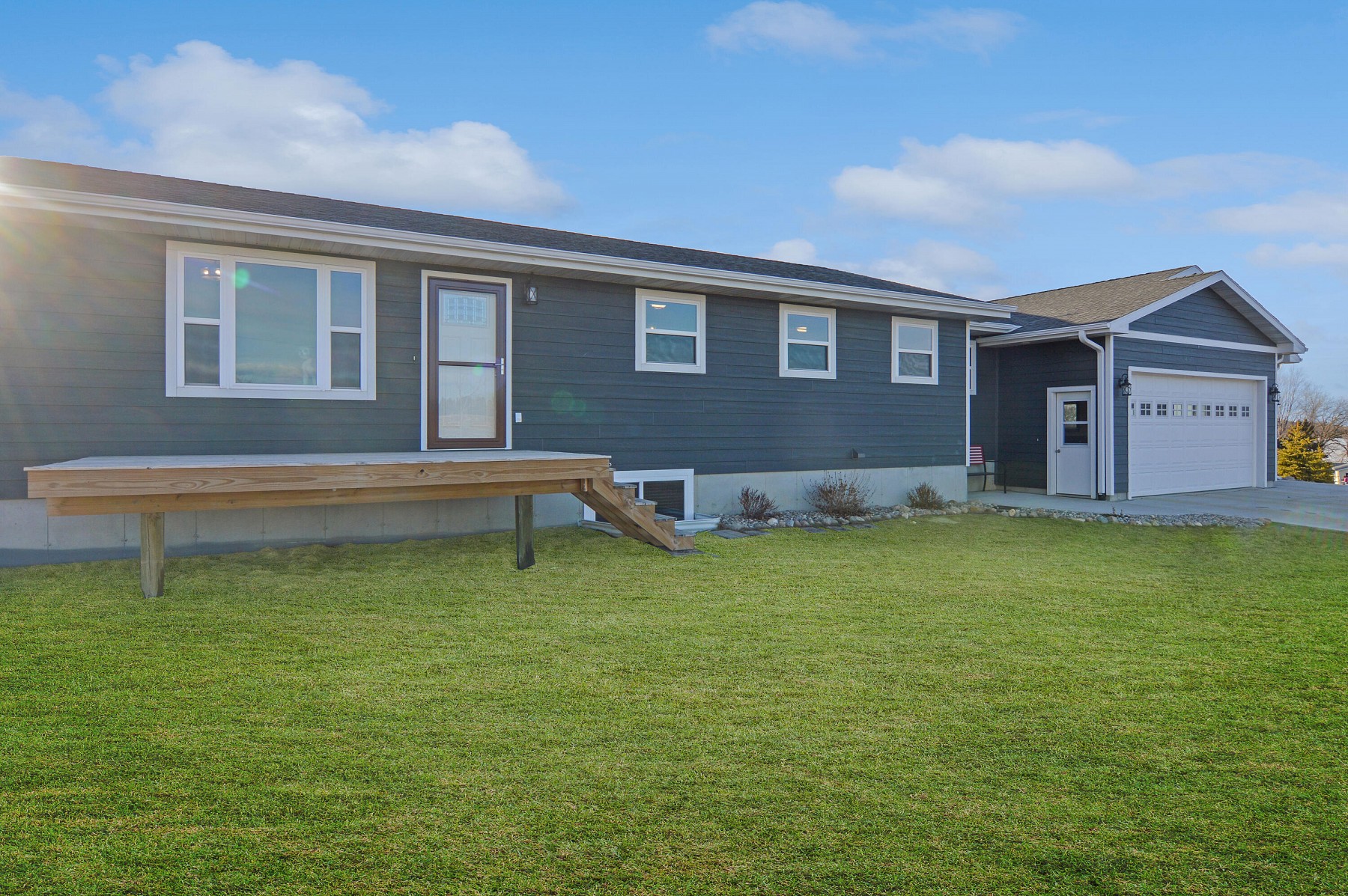 19987 487th Avenue, Hendricks, SD 56136