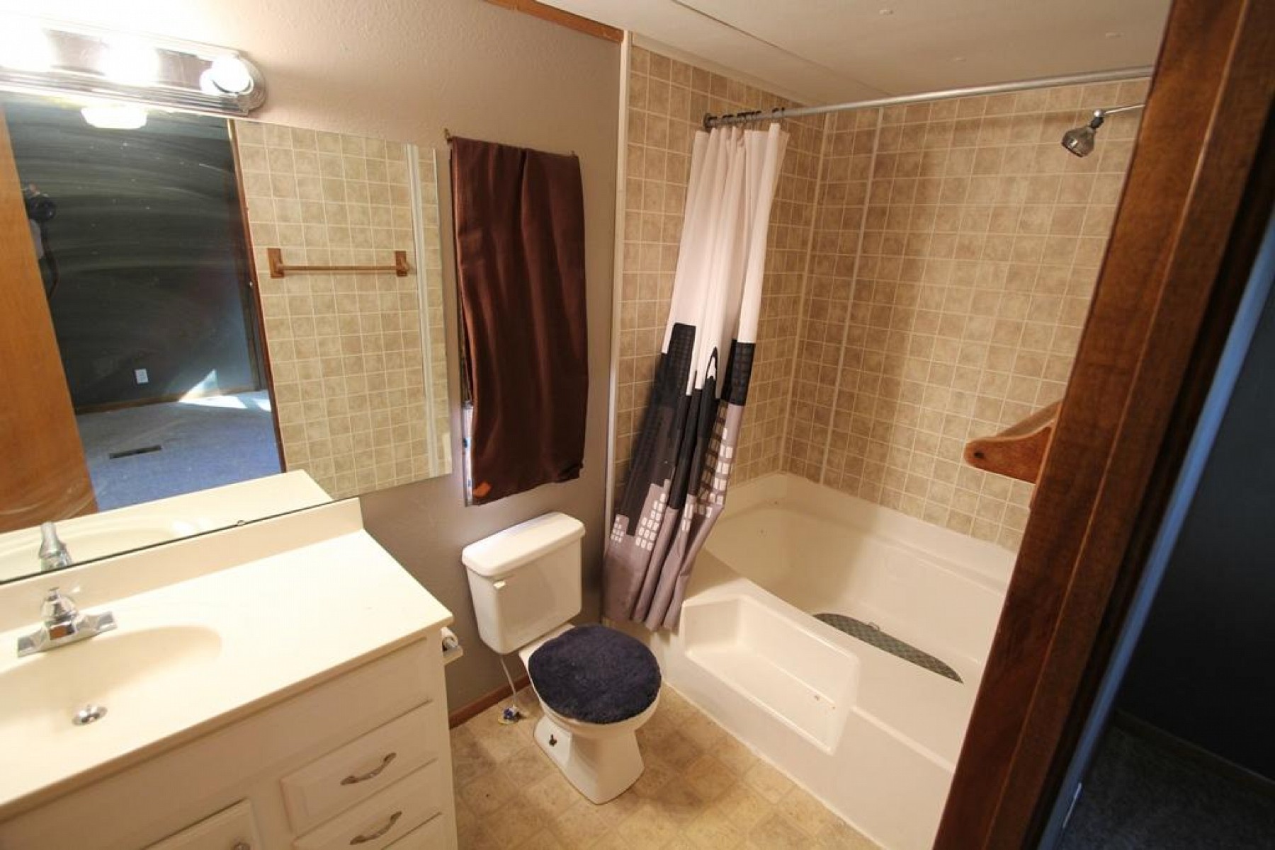 408 3rd Ave S, Brookings, SD 57006