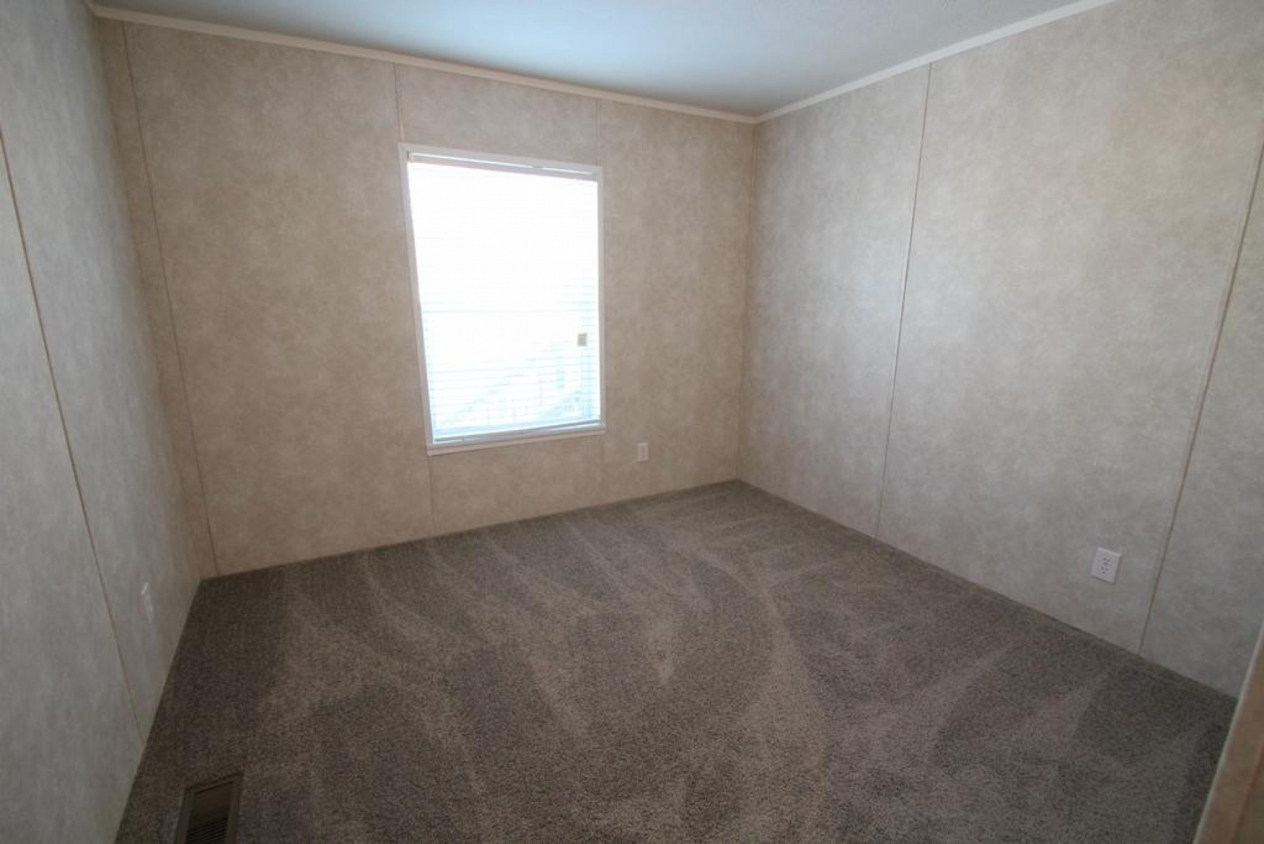 709 Morgans Run, Brookings, SD 57006