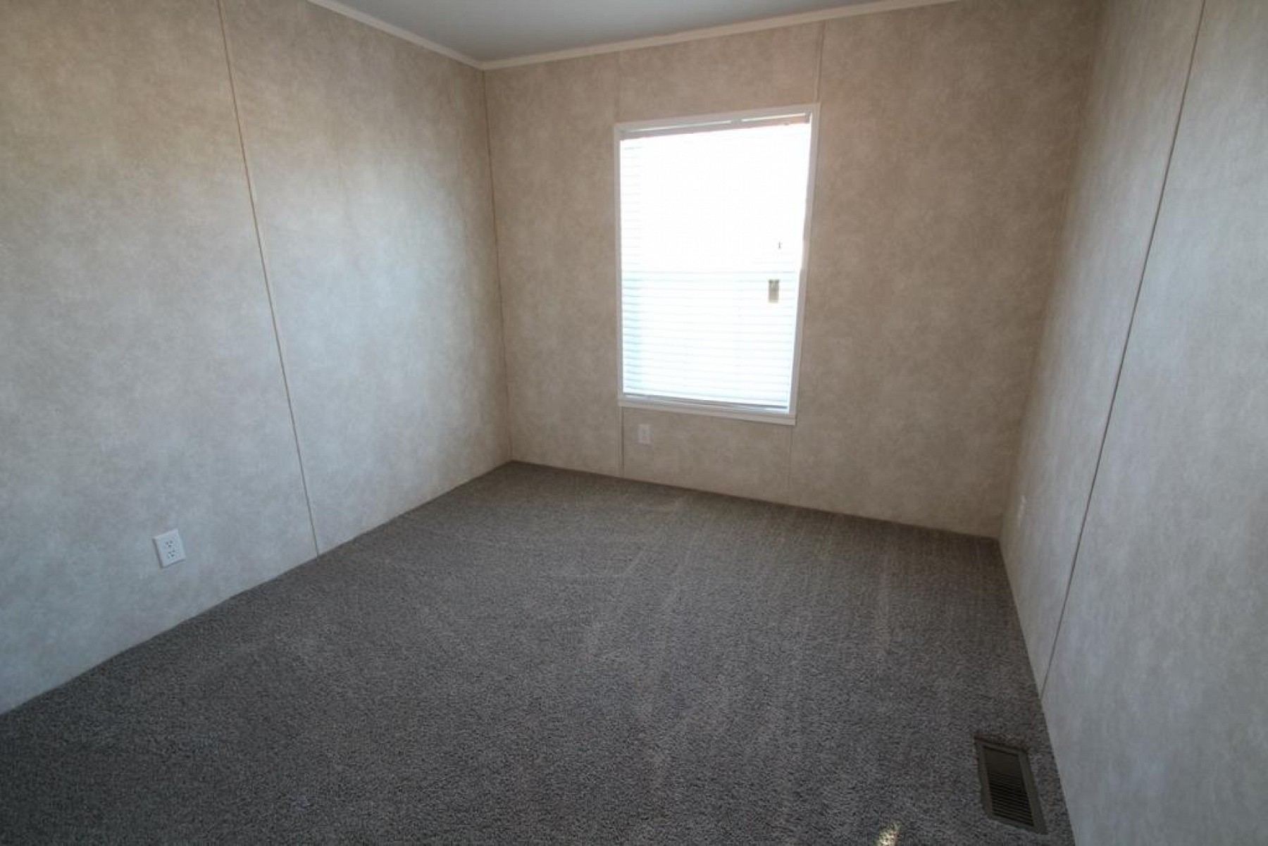 709 Morgans Run, Brookings, SD 57006