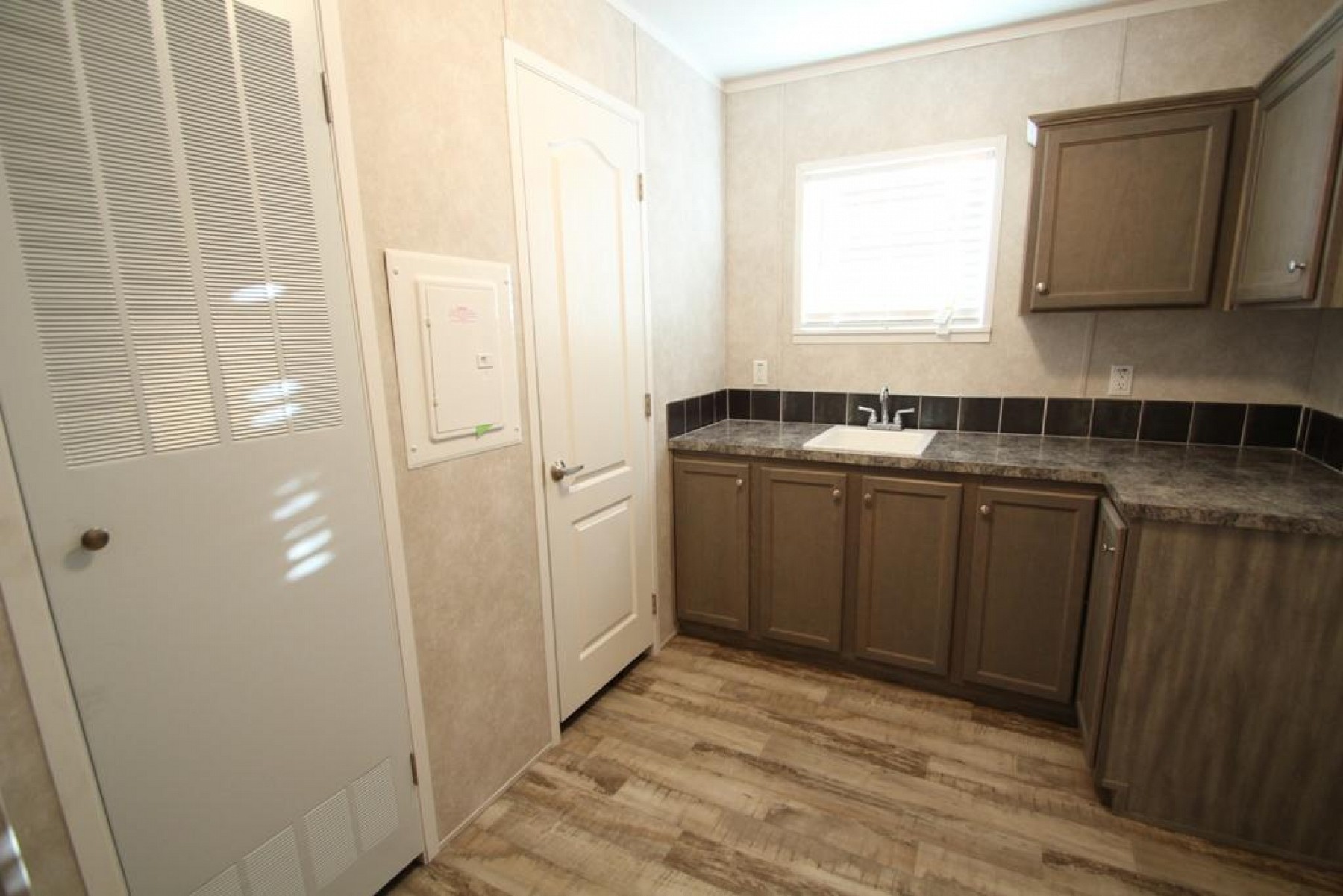 709 Morgans Run, Brookings, SD 57006