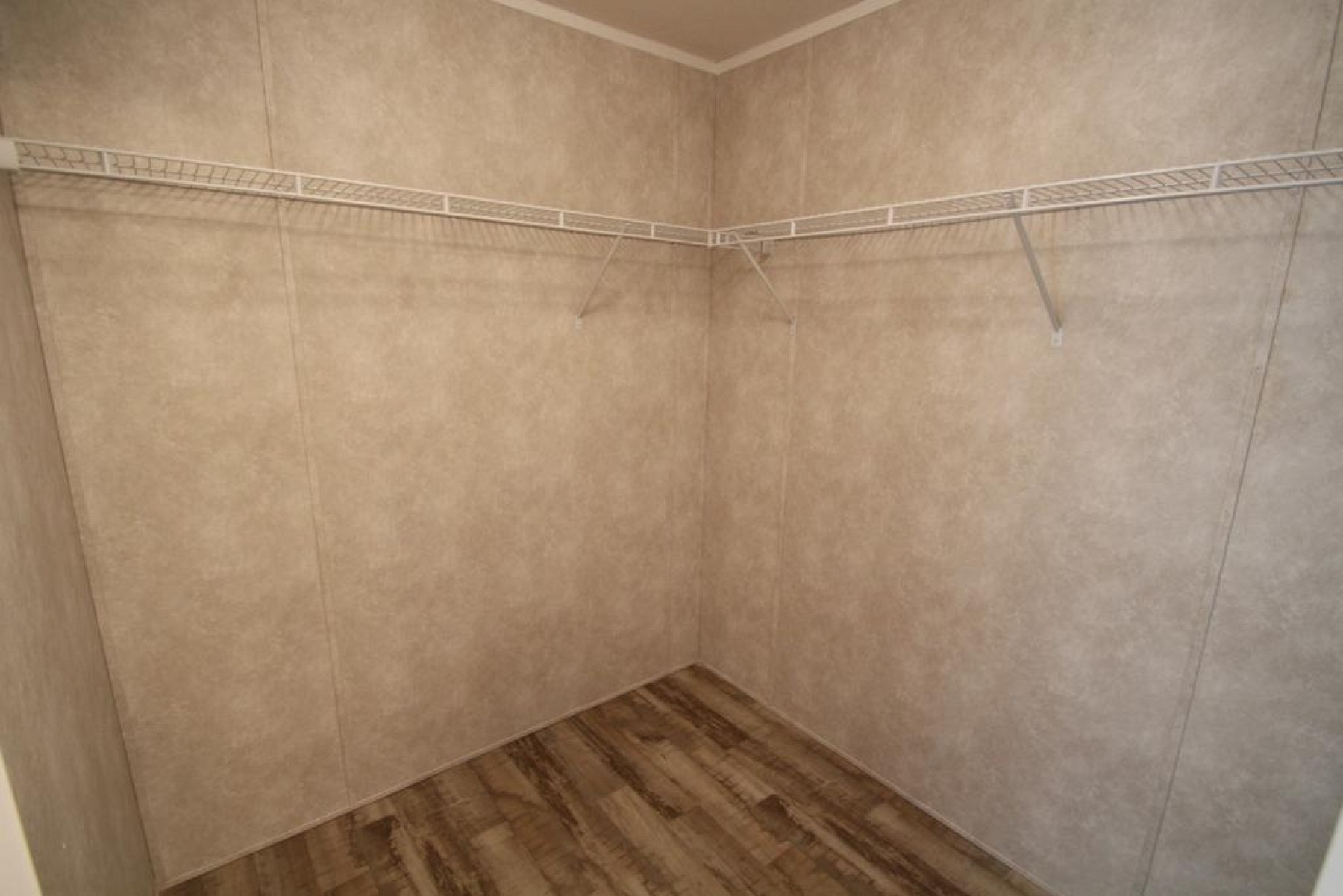 709 Morgans Run, Brookings, SD 57006