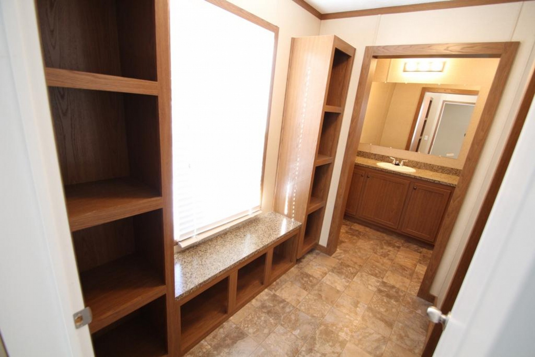 501 E Wye Mesa, Brookings, SD 57006