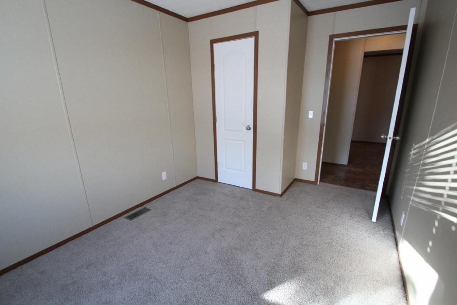 501 E Wye Mesa, Brookings, SD 57006