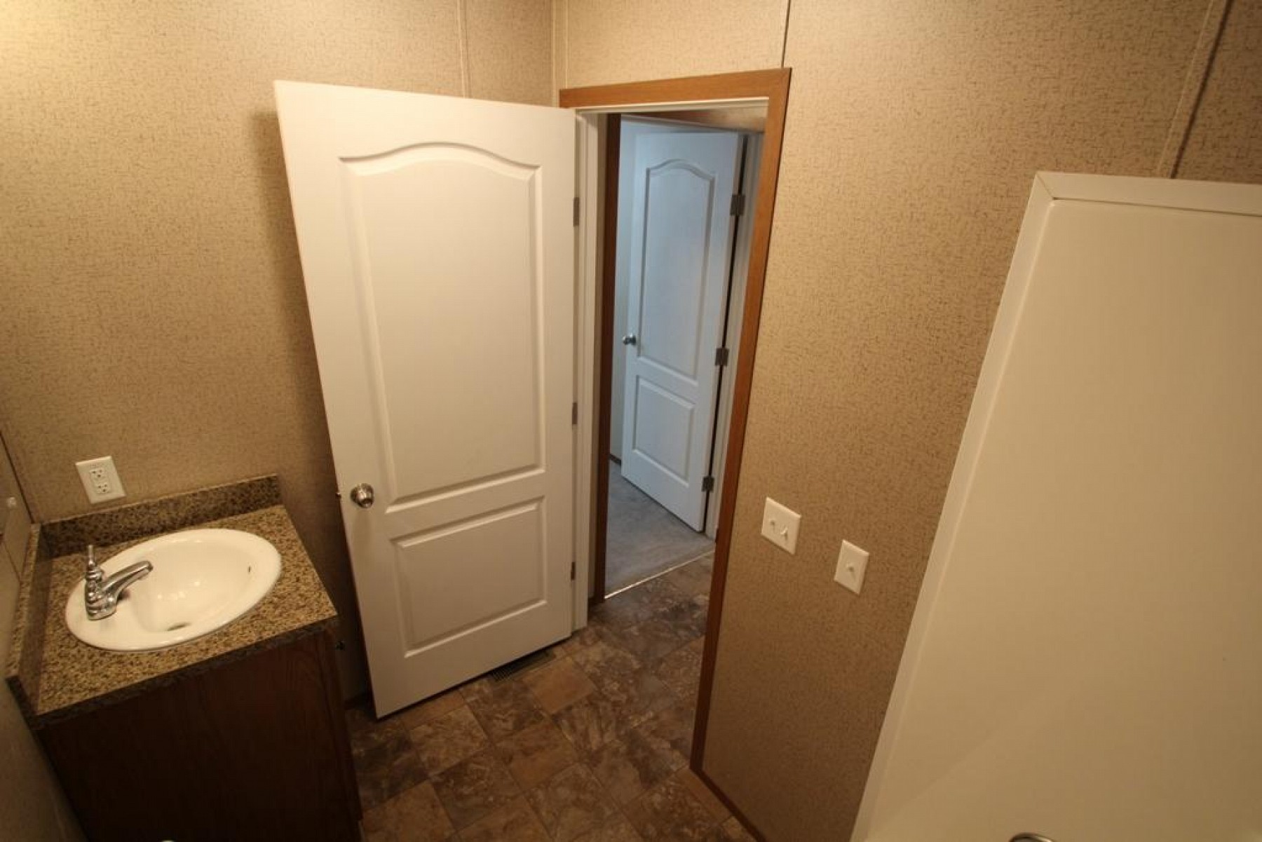 501 E Wye Mesa, Brookings, SD 57006