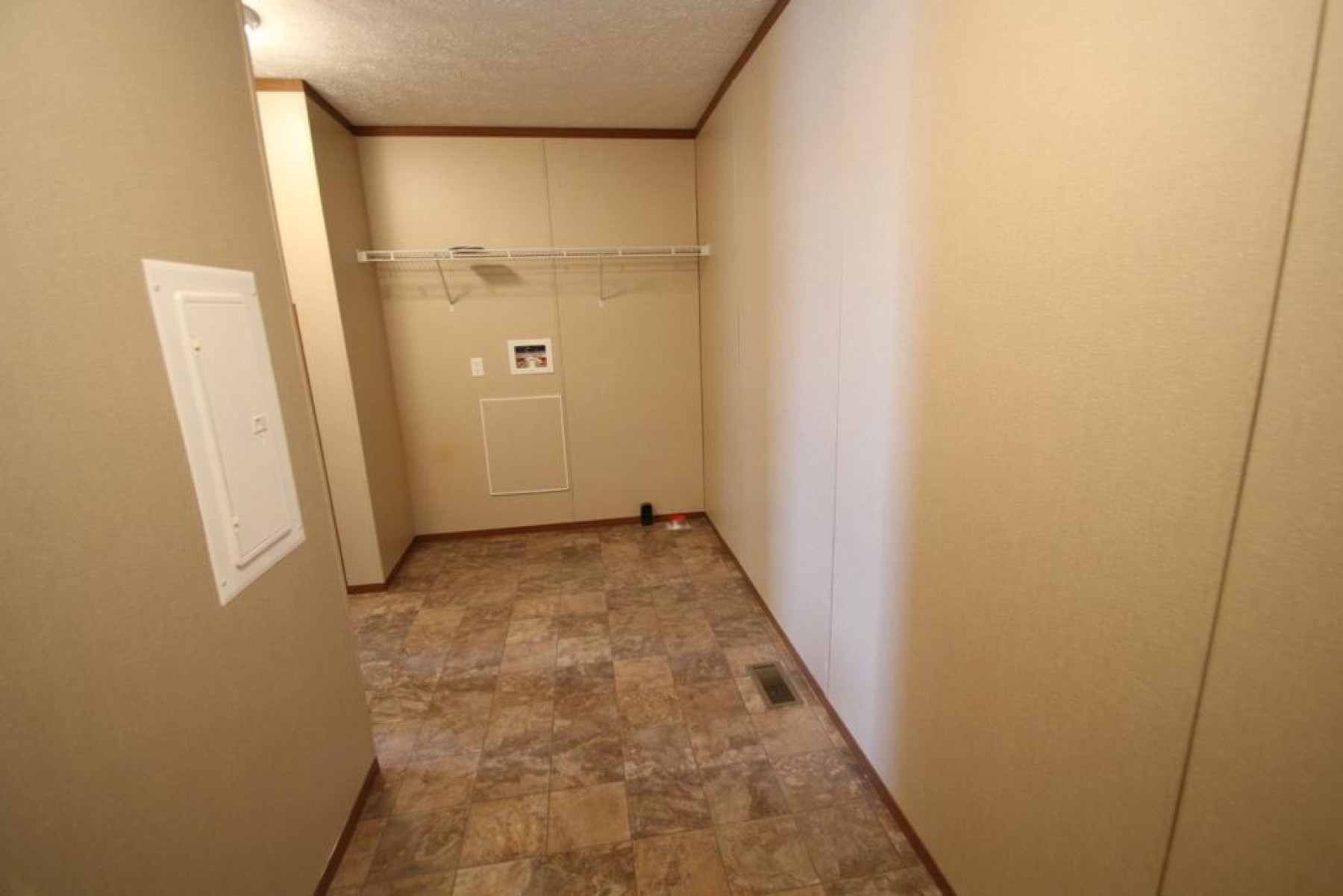 501 E Wye Mesa, Brookings, SD 57006