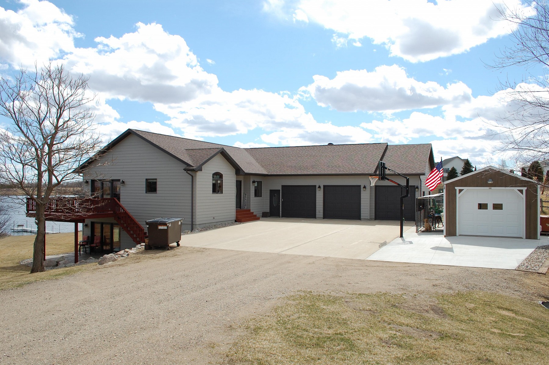 21811 468th Avenue, Volga, SD 57071