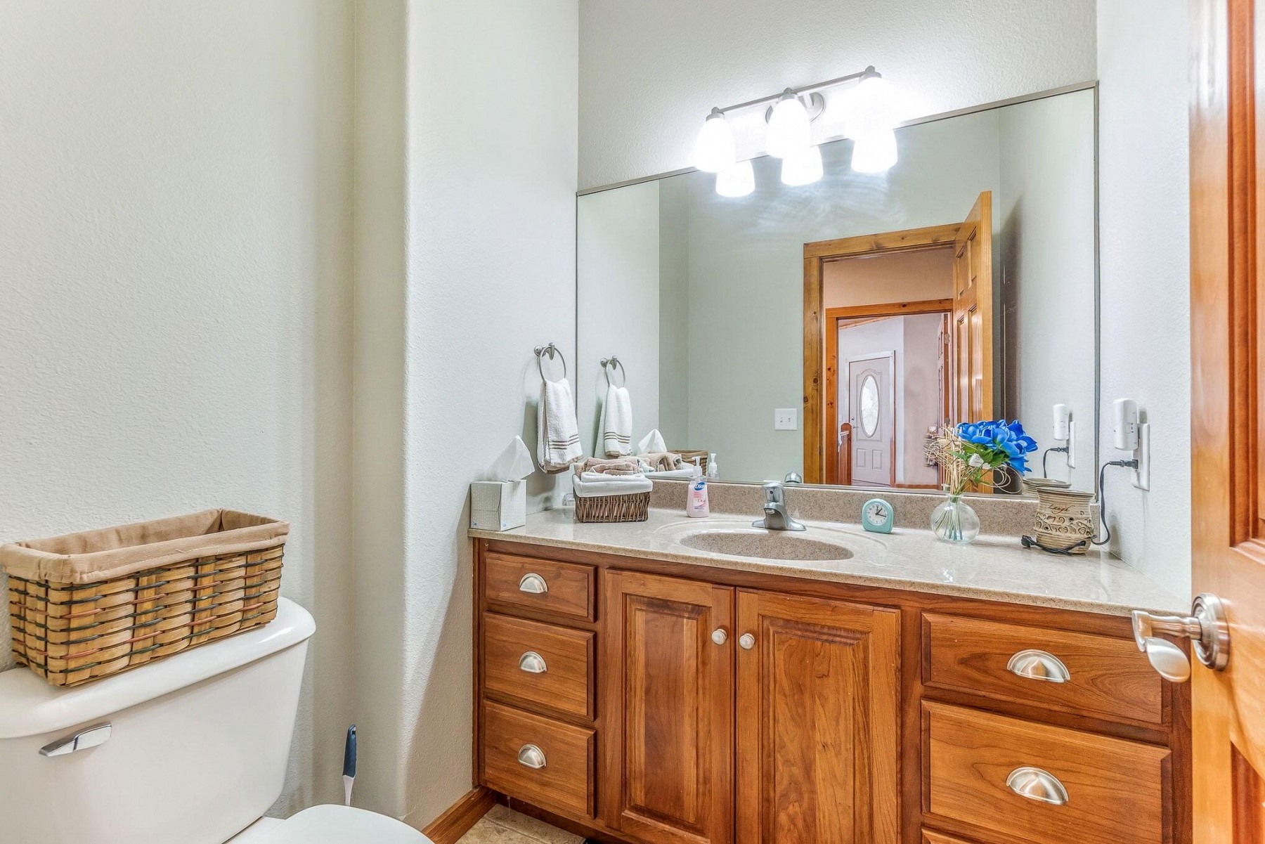 21811 468th Avenue, Volga, SD 57071