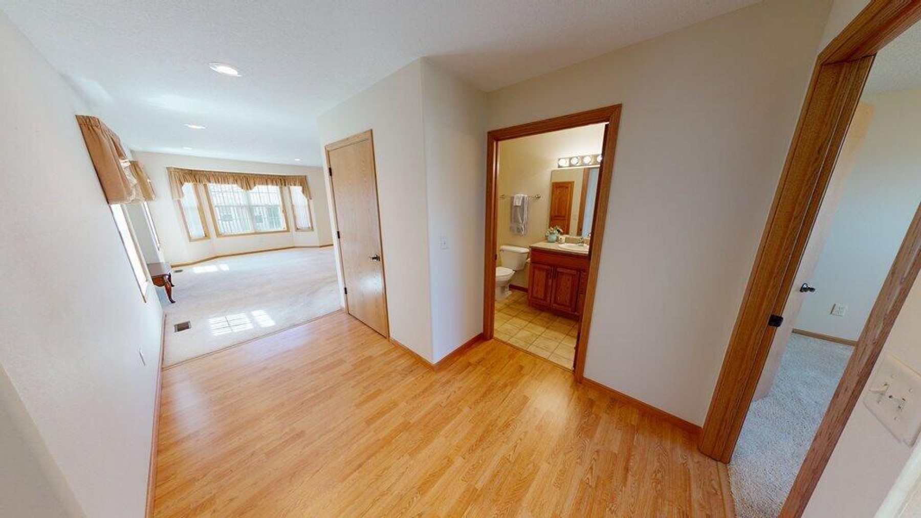 2002 Arbor Ridge, Brookings, SD 57006