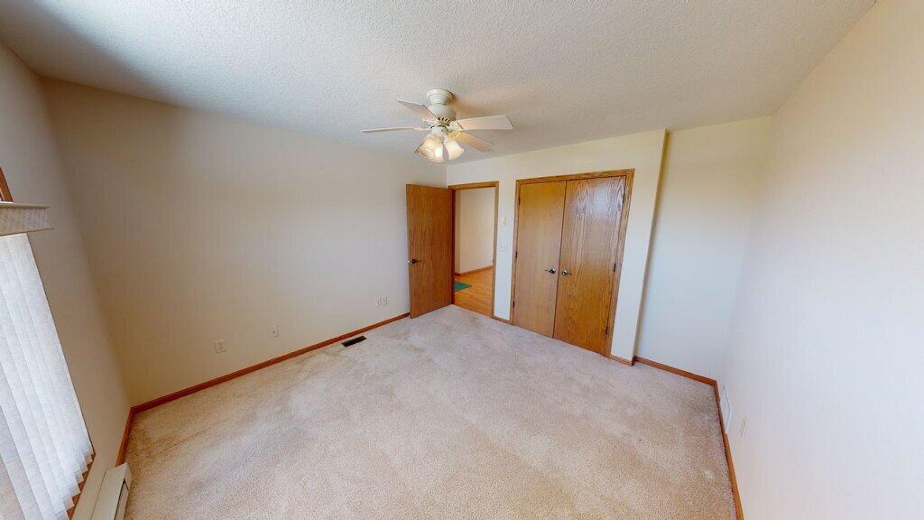 2002 Arbor Ridge, Brookings, SD 57006