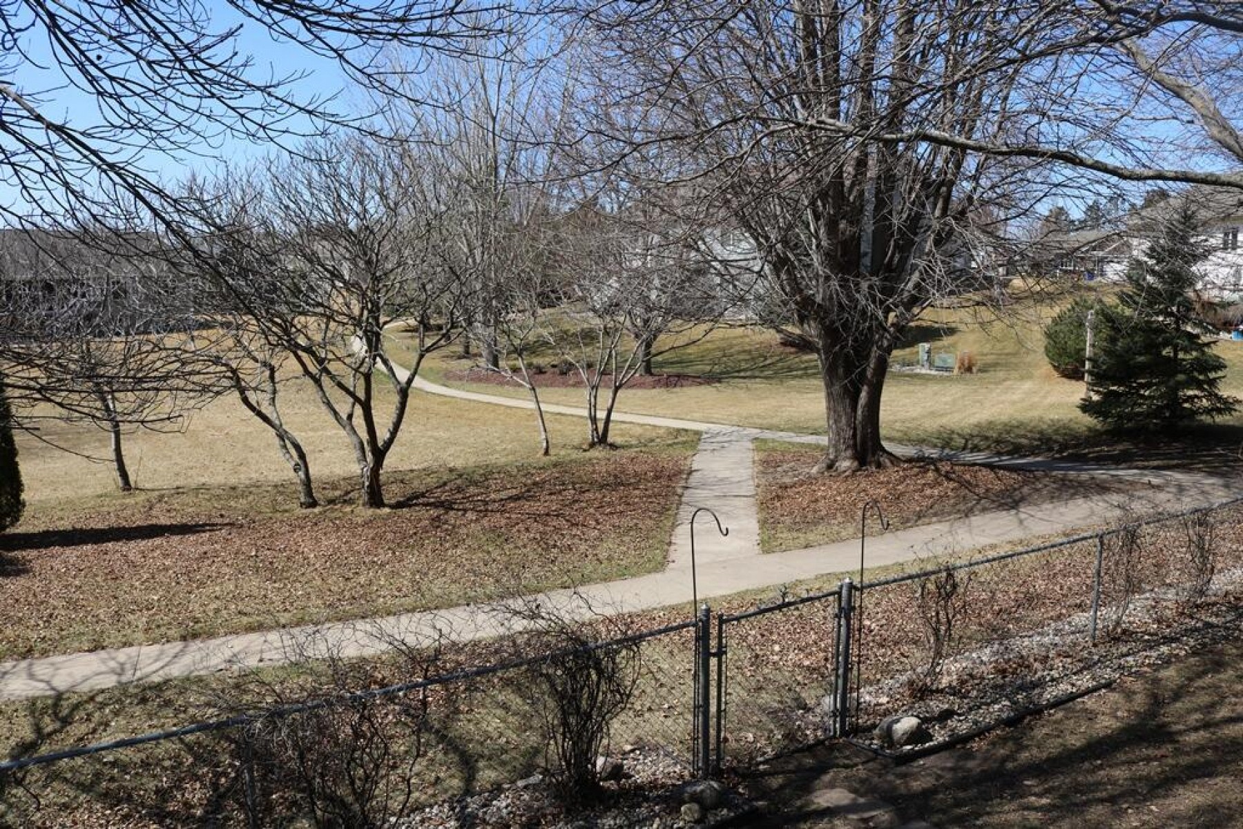 1710 Teton Pass, Brookings, SD 57006