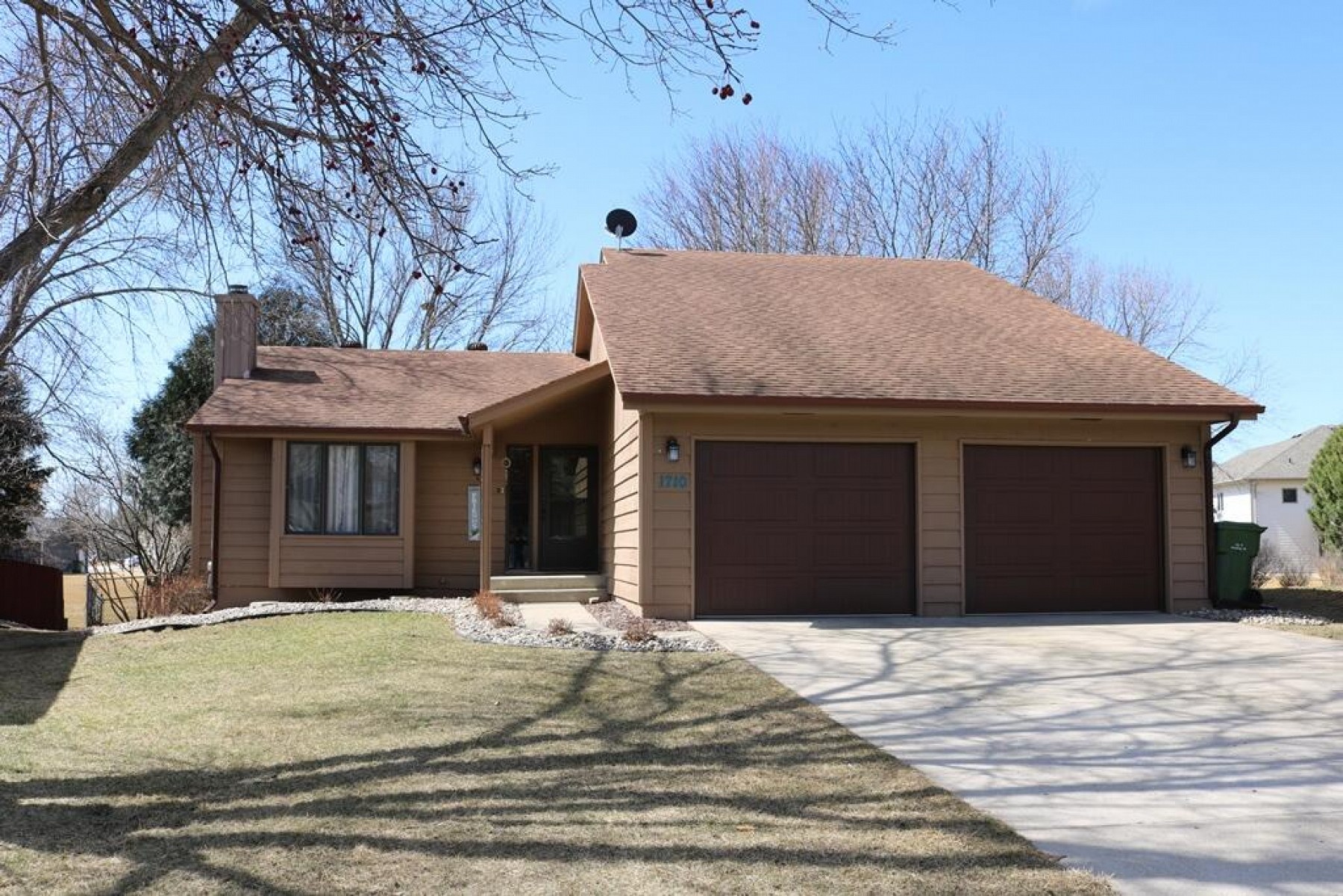 1710 Teton Pass, Brookings, SD 57006