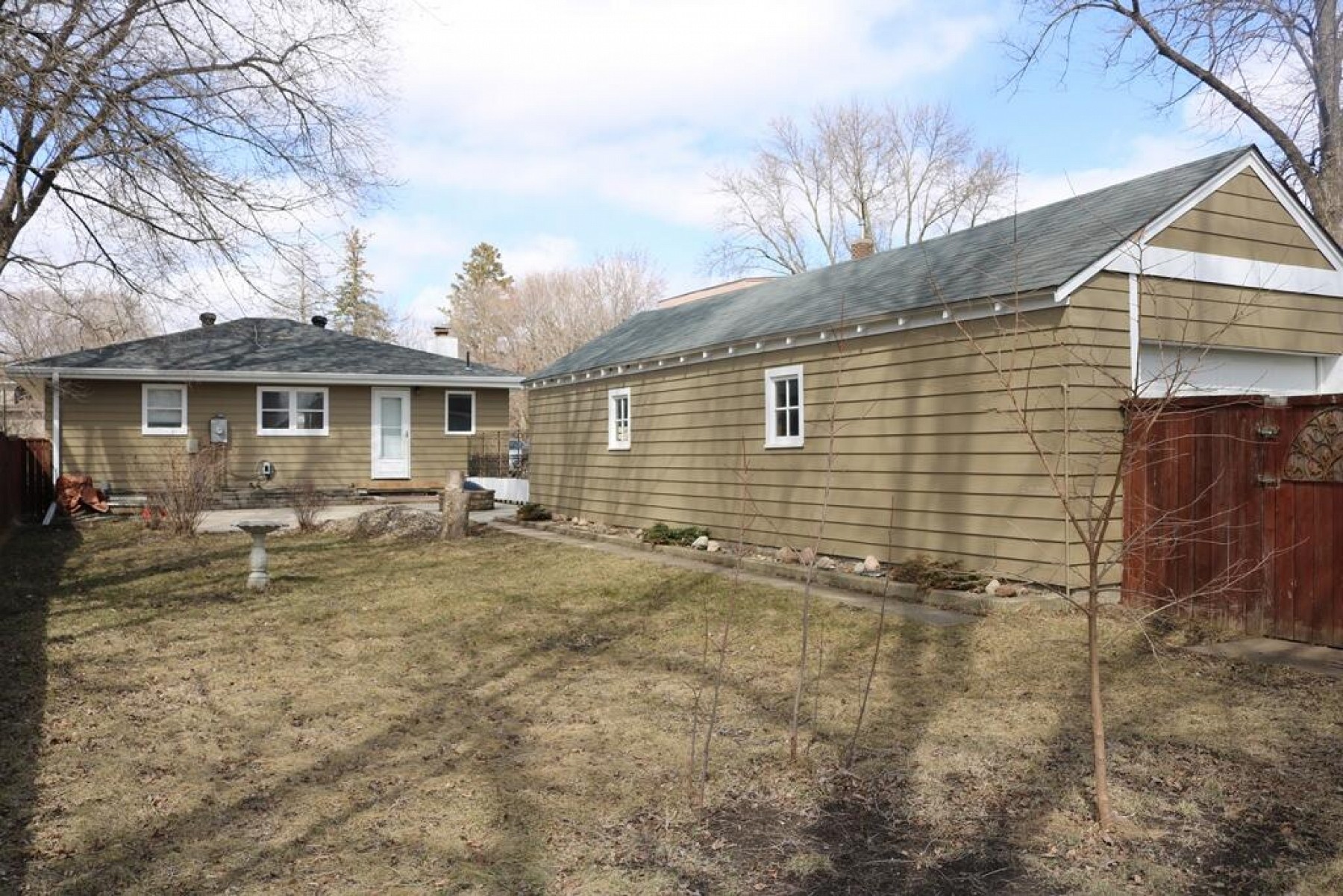 1004 1st Street, Brookings, SD 57006