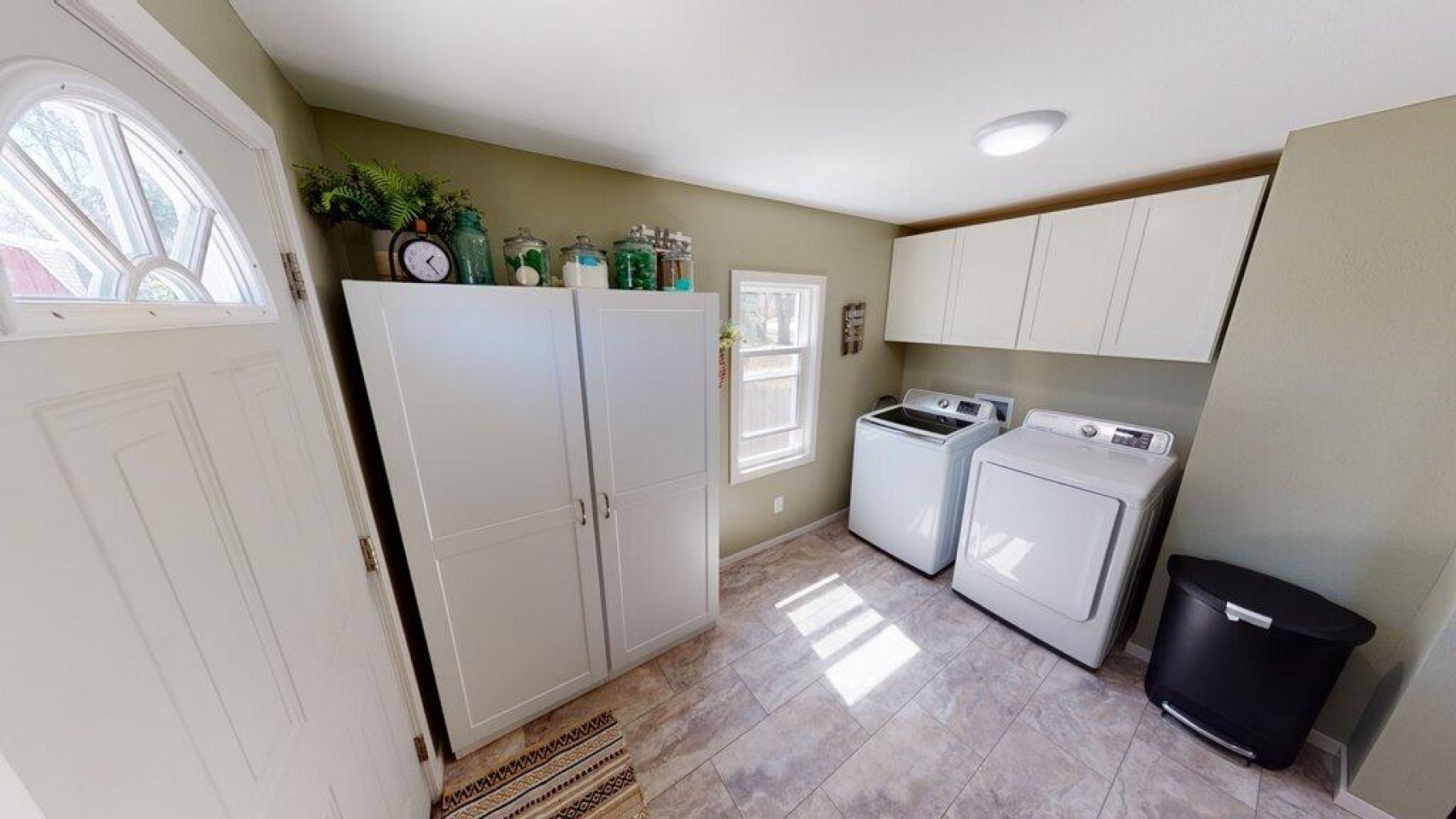 318 Marvin Avenue, Volga, SD 57071