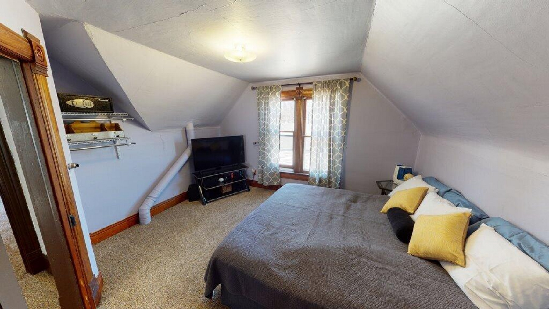 318 Marvin Avenue, Volga, SD 57071