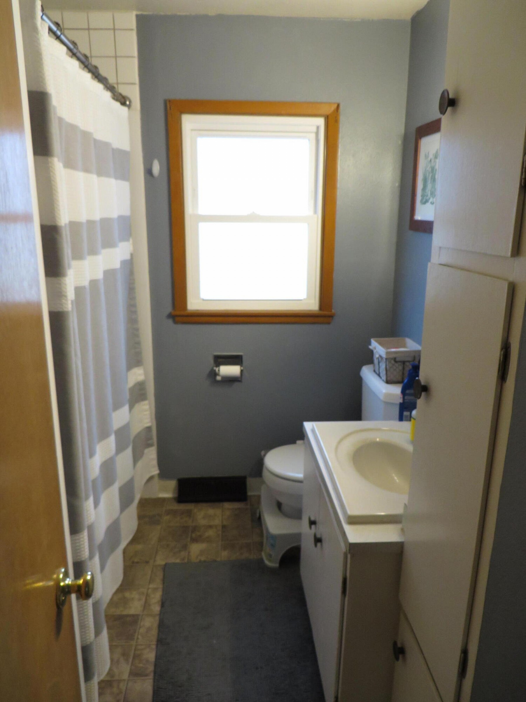 411 5th Avenue S, Brookings, SD 57006