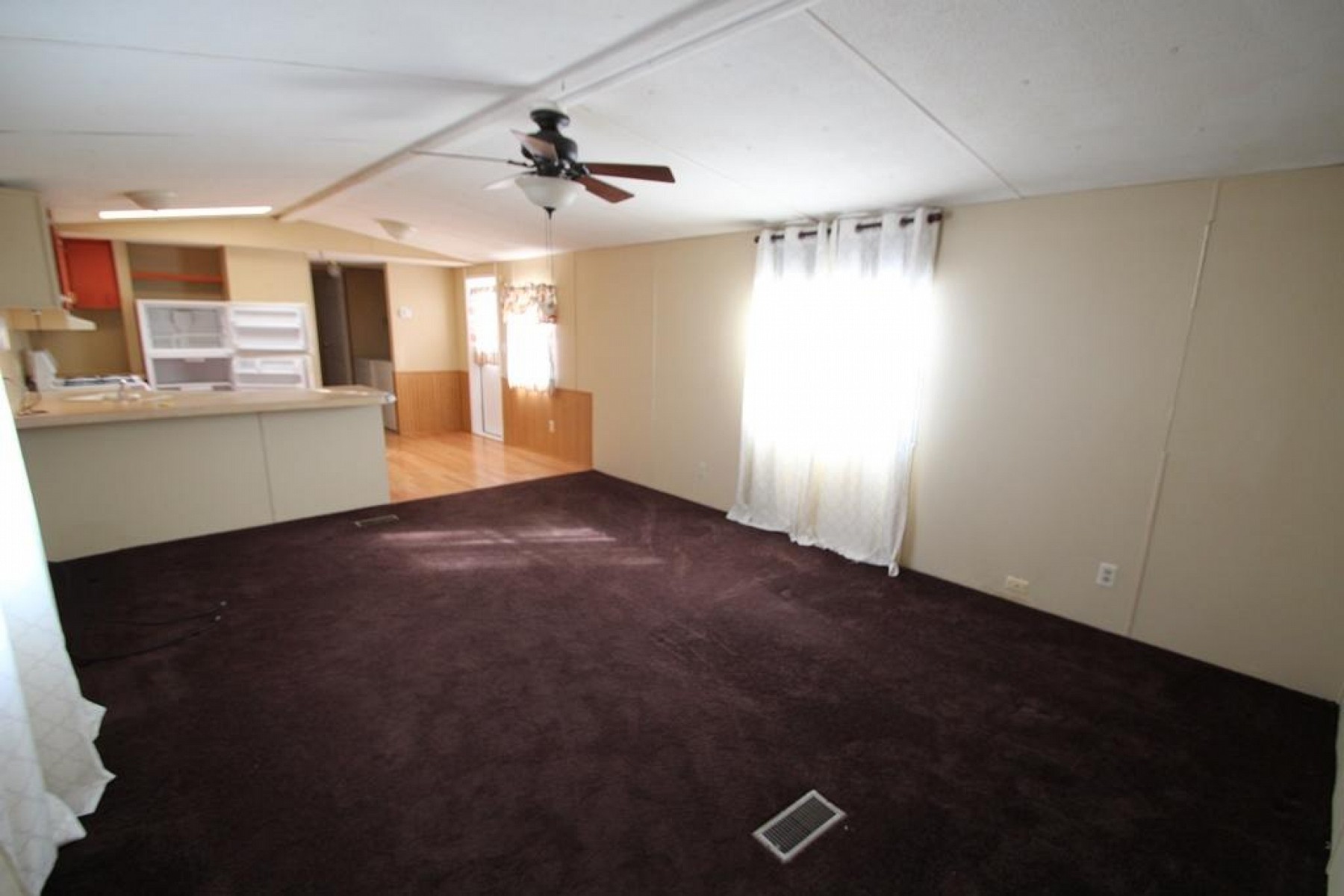 408 3rd Ave S, Brookings, SD 57006