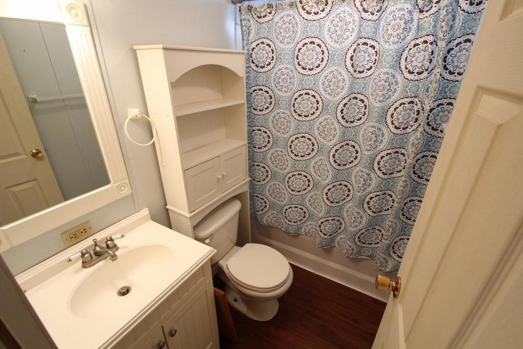 408 3rd Ave S, Brookings, SD 57006