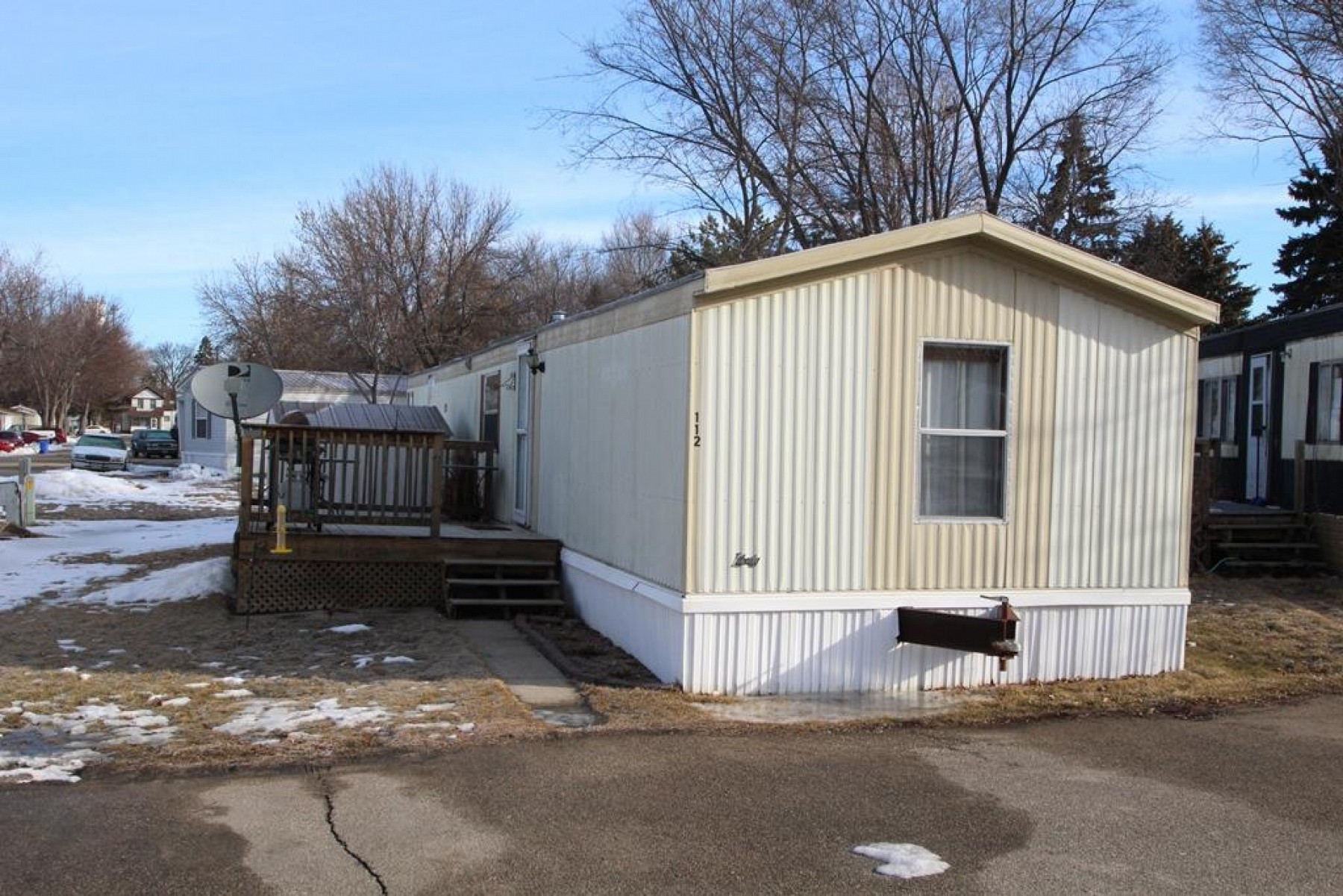 408 3rd Ave S, Brookings, SD 57006