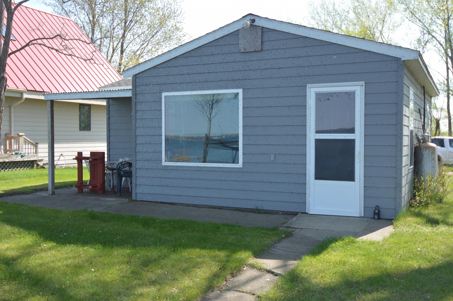 308 Lake Drive, Lake Poinsett, SD 57234