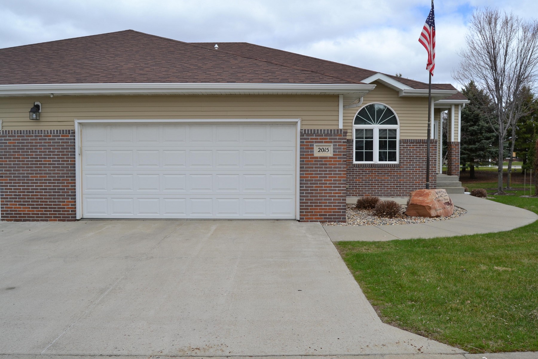 2015 Laurel Lane, Brookings, SD 57006