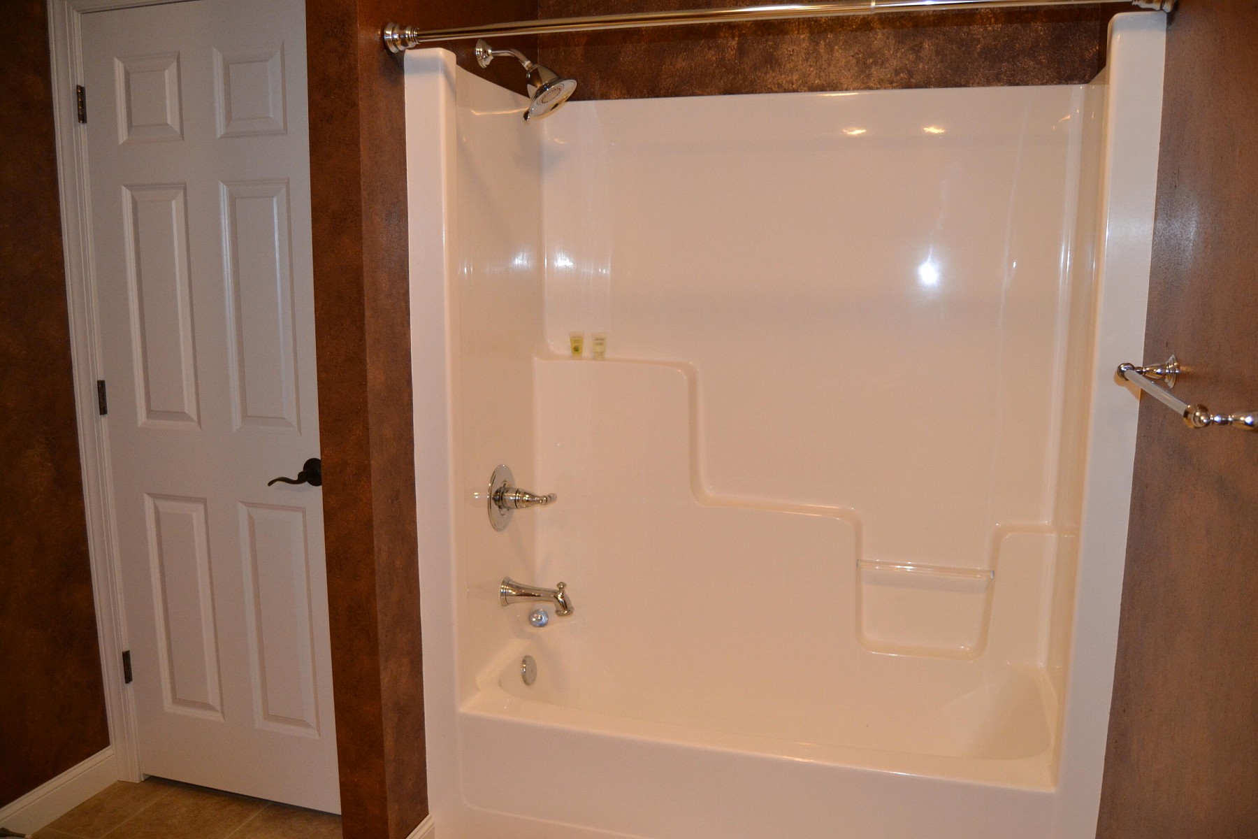 2015 Laurel Lane, Brookings, SD 57006