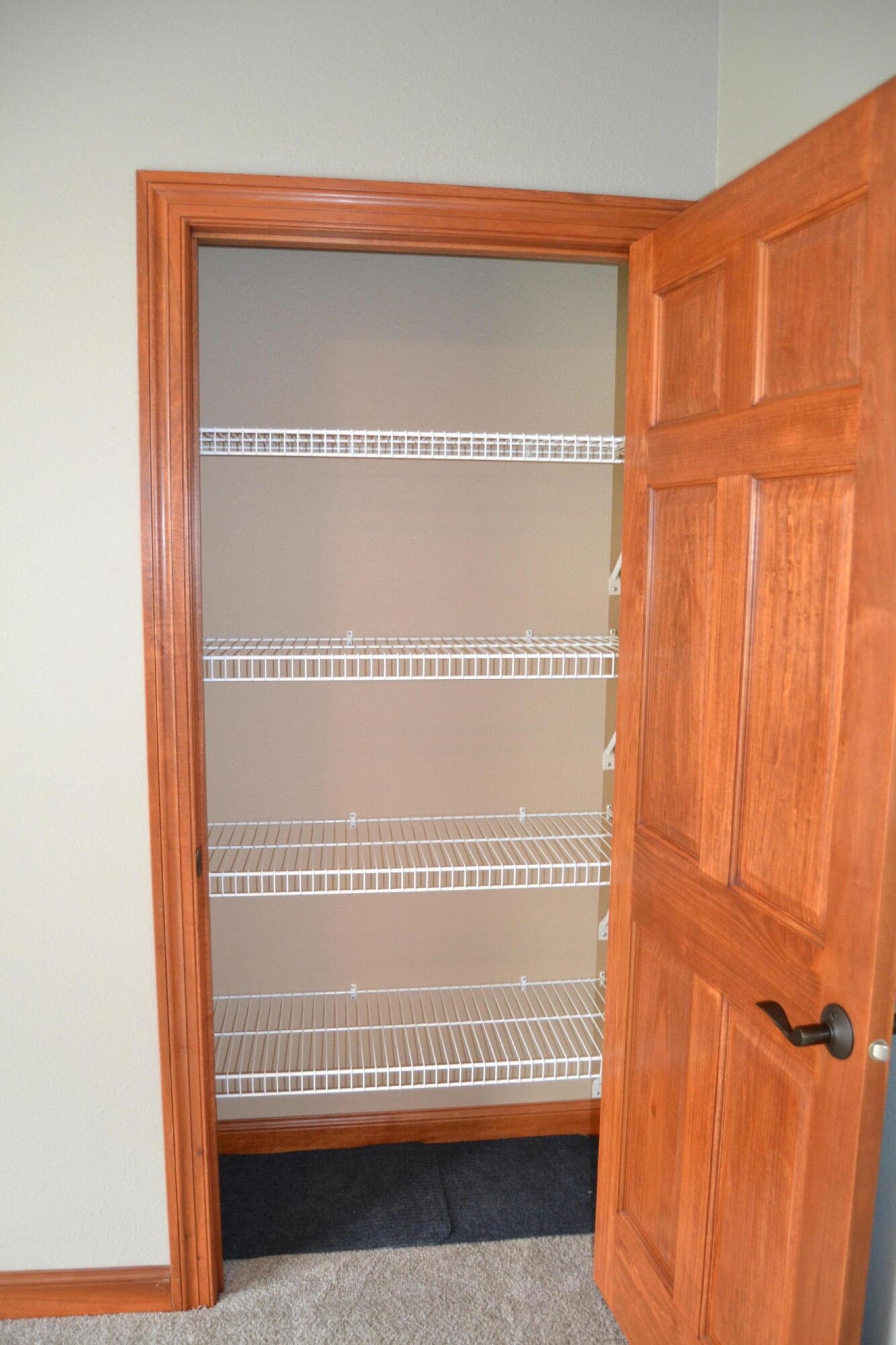 2015 Laurel Lane, Brookings, SD 57006