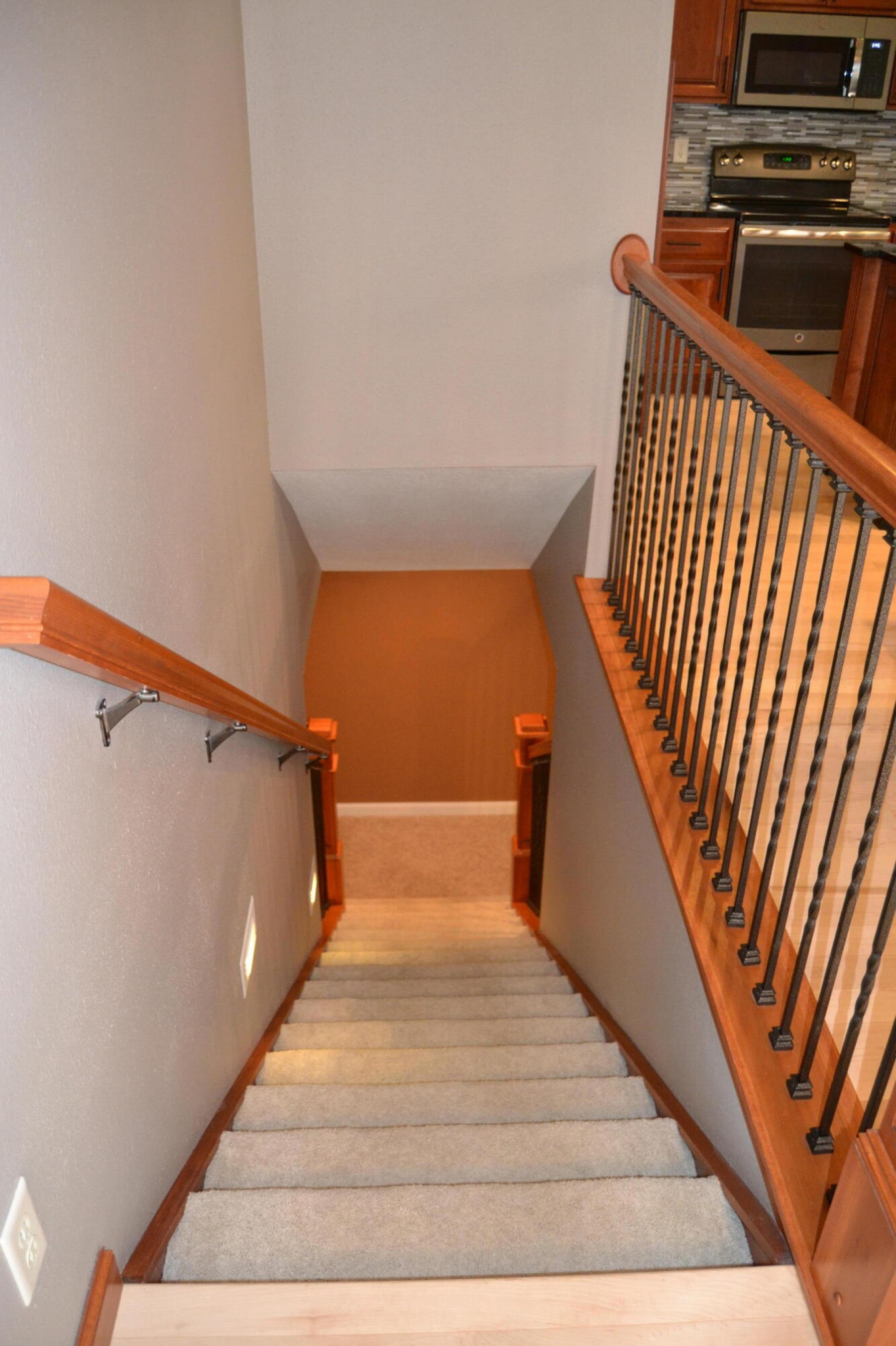 2015 Laurel Lane, Brookings, SD 57006