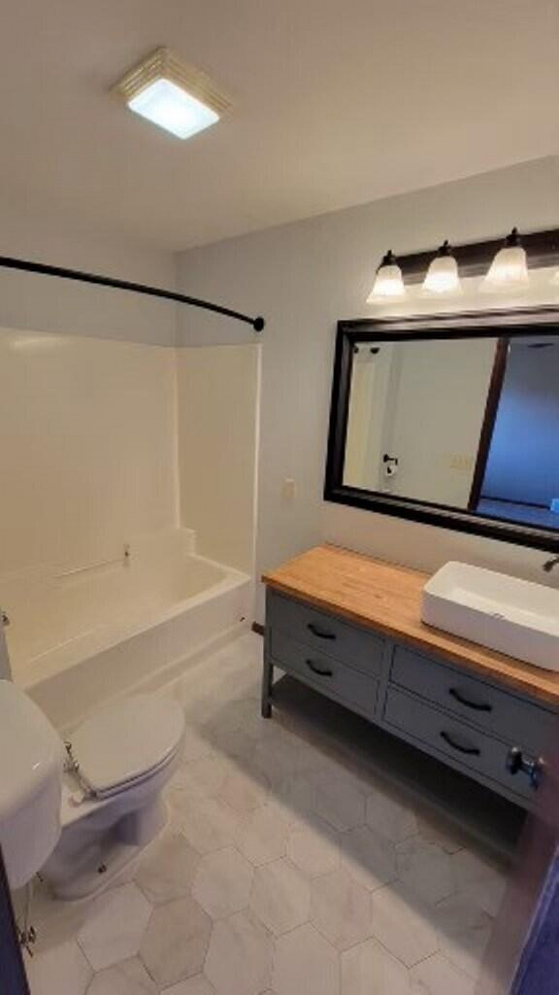 1830 Eberlein Drive, Brookings, SD 57006