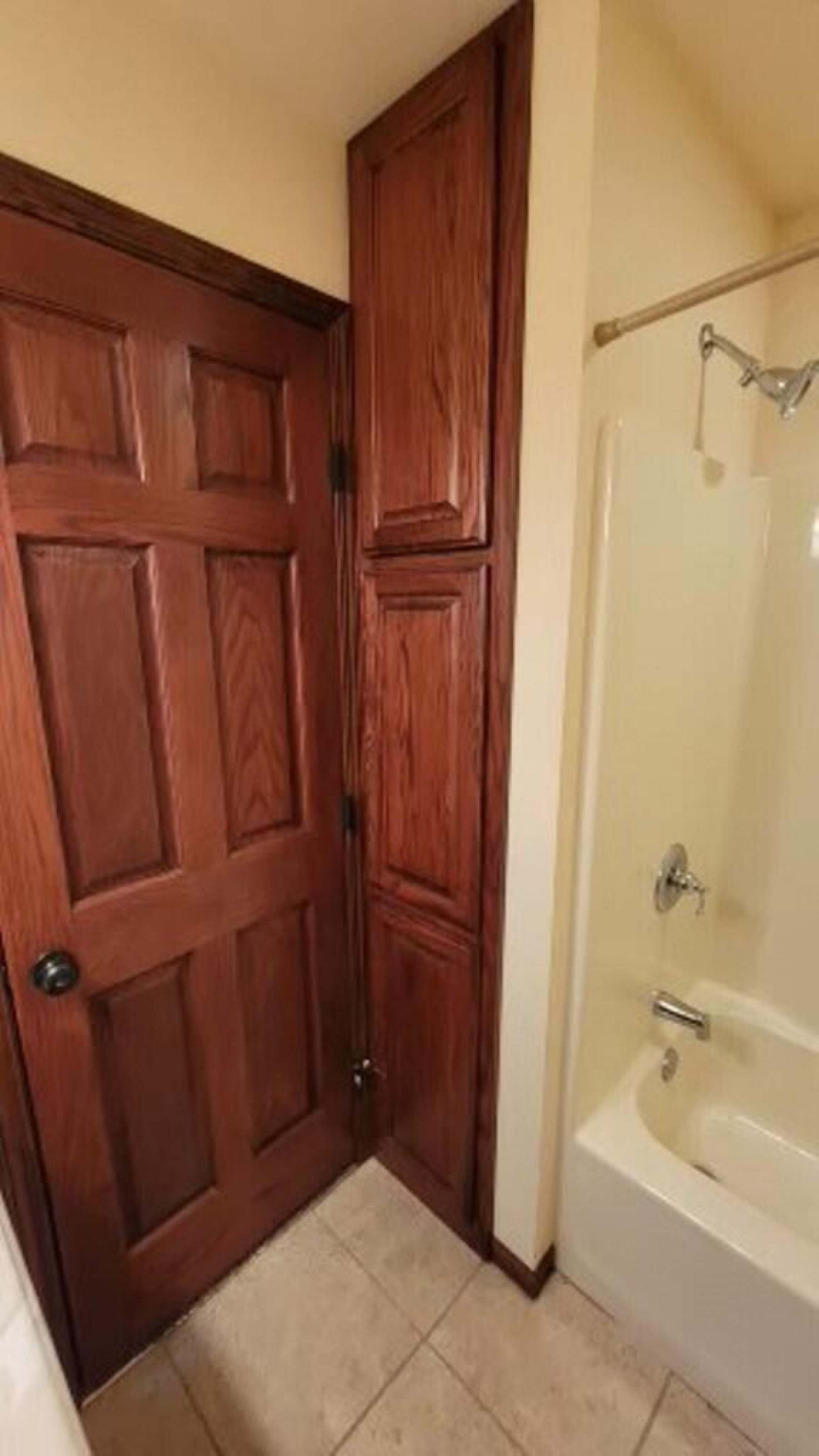 1830 Eberlein Drive, Brookings, SD 57006