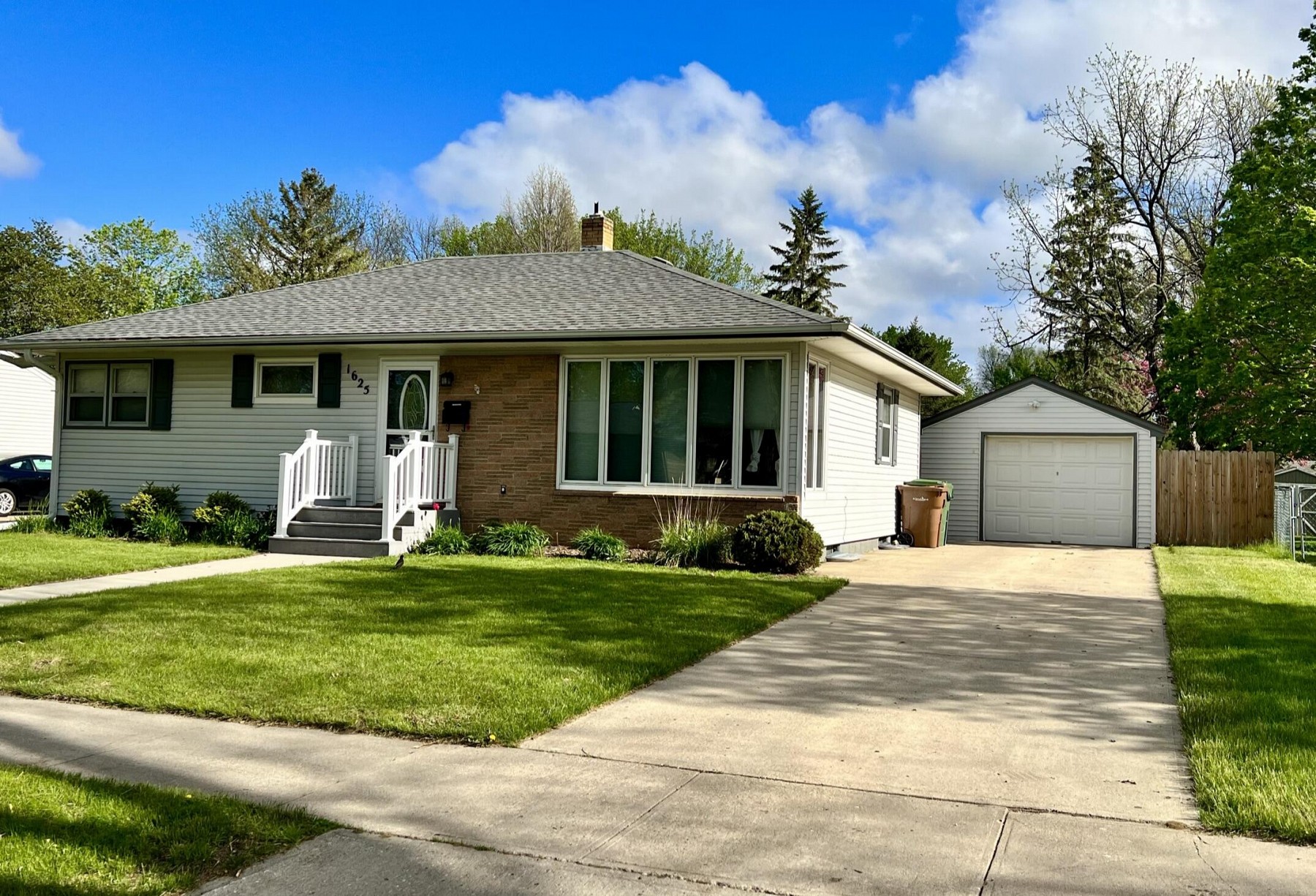 1625 Olwien Street, Brookings, SD 57006