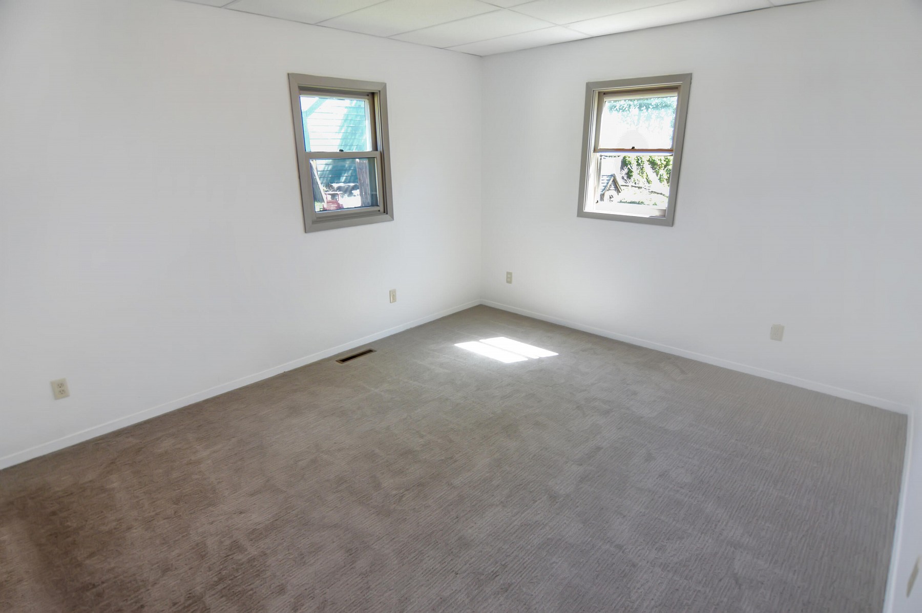 102 Elm Avenue, Aurora, SD 57002