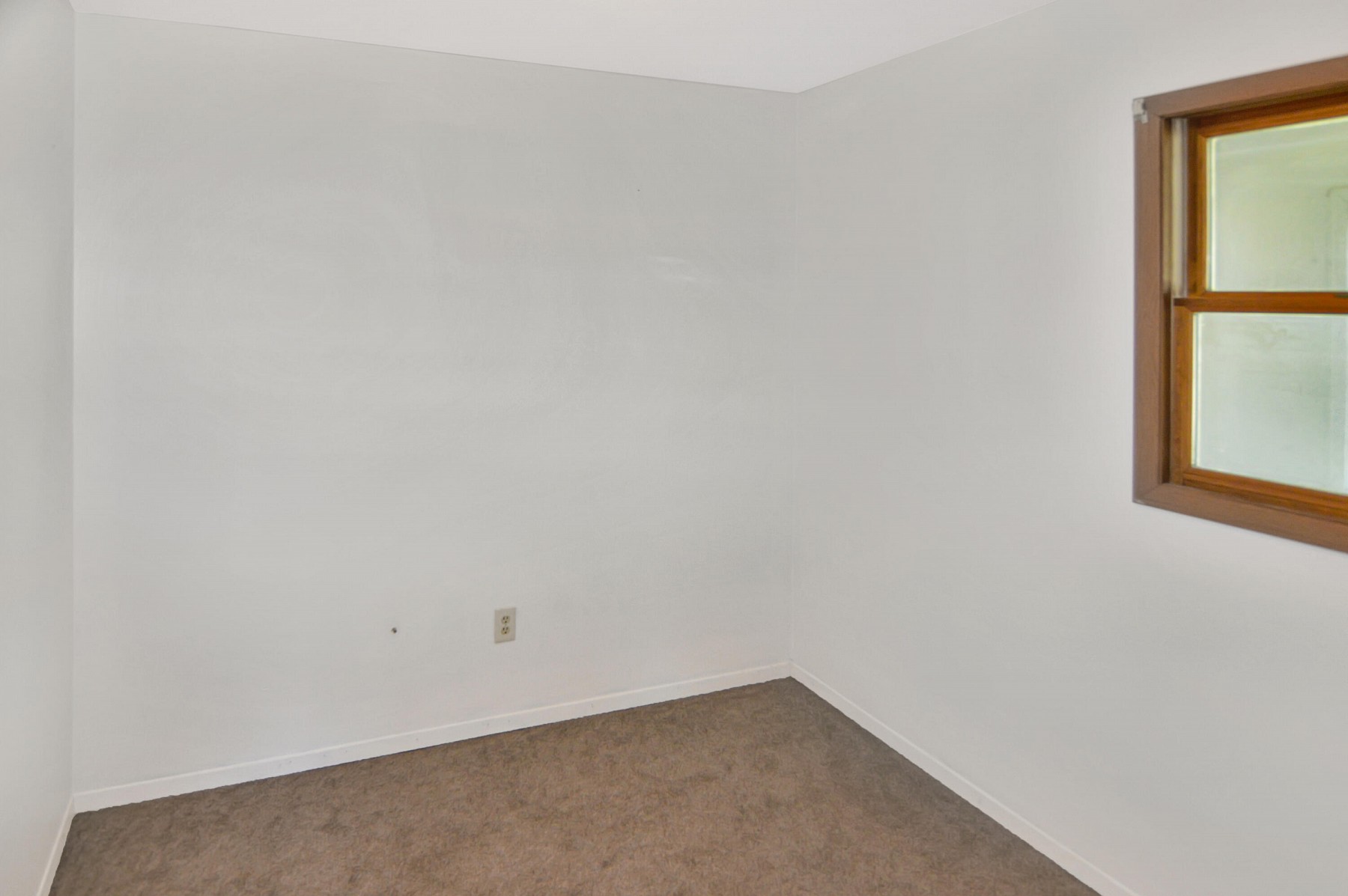 102 Elm Avenue, Aurora, SD 57002