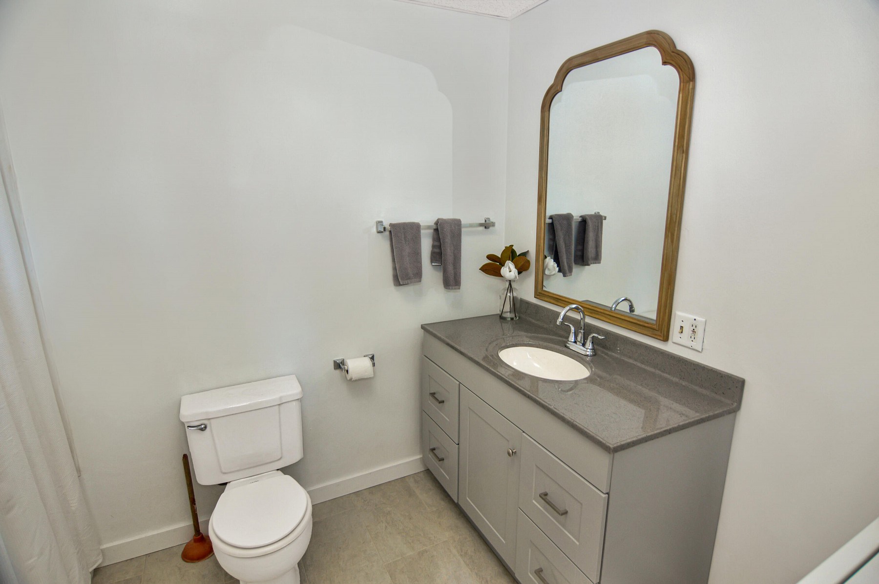 102 Elm Avenue, Aurora, SD 57002